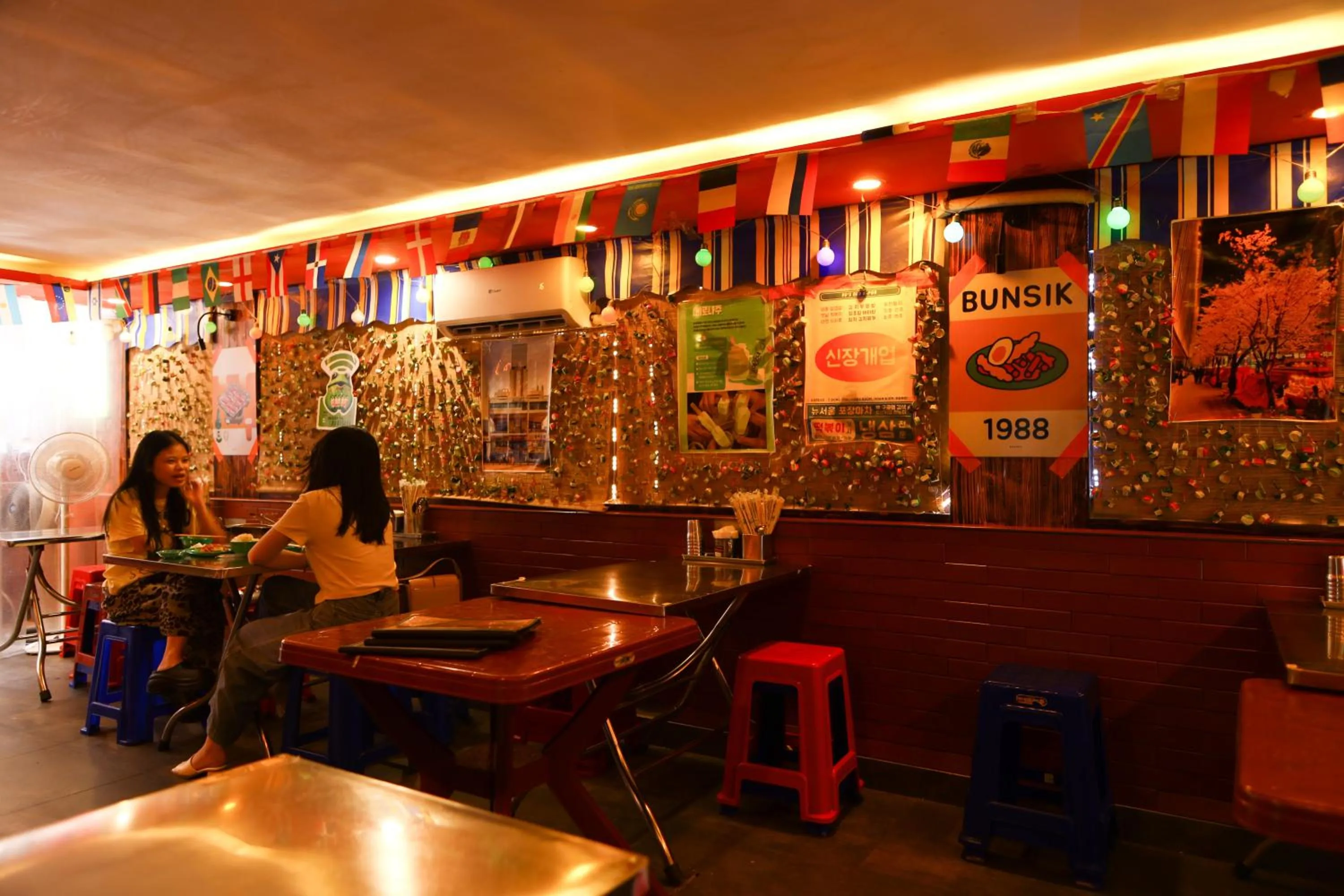 Restaurant/places to eat in Art Hotel Ha Noi