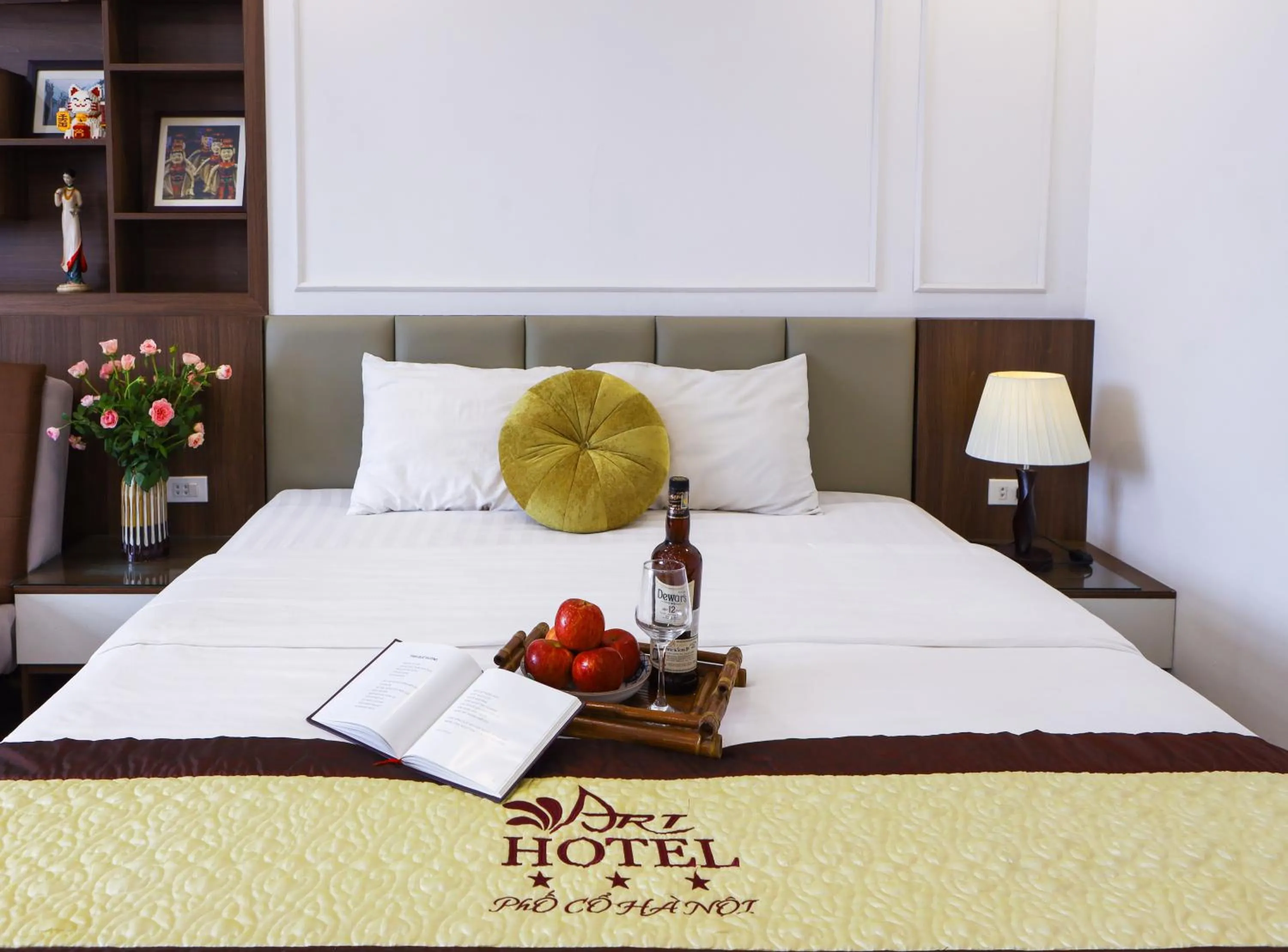 Bed in Art Hotel Ha Noi