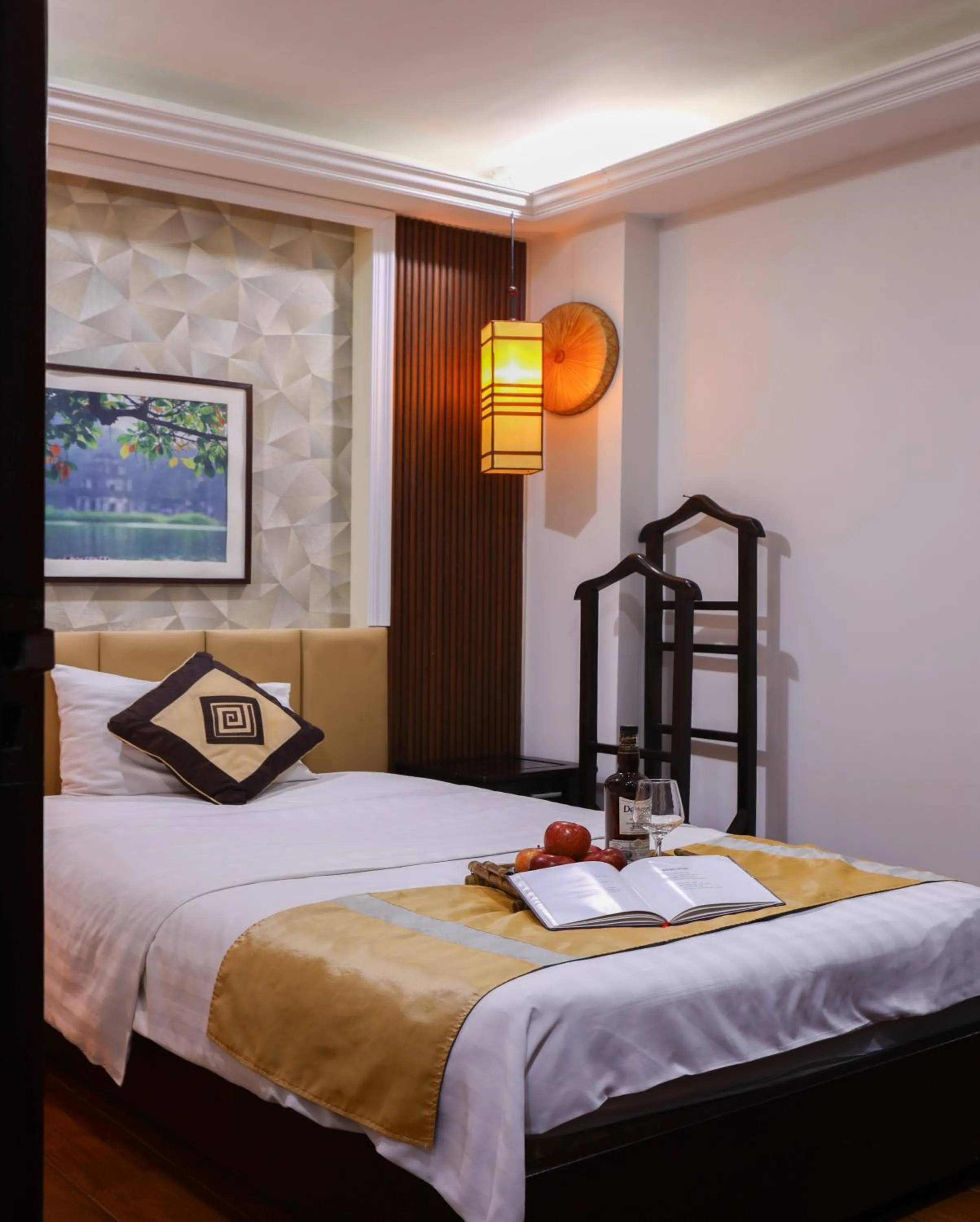 Bedroom, Bed in Art Hotel Ha Noi