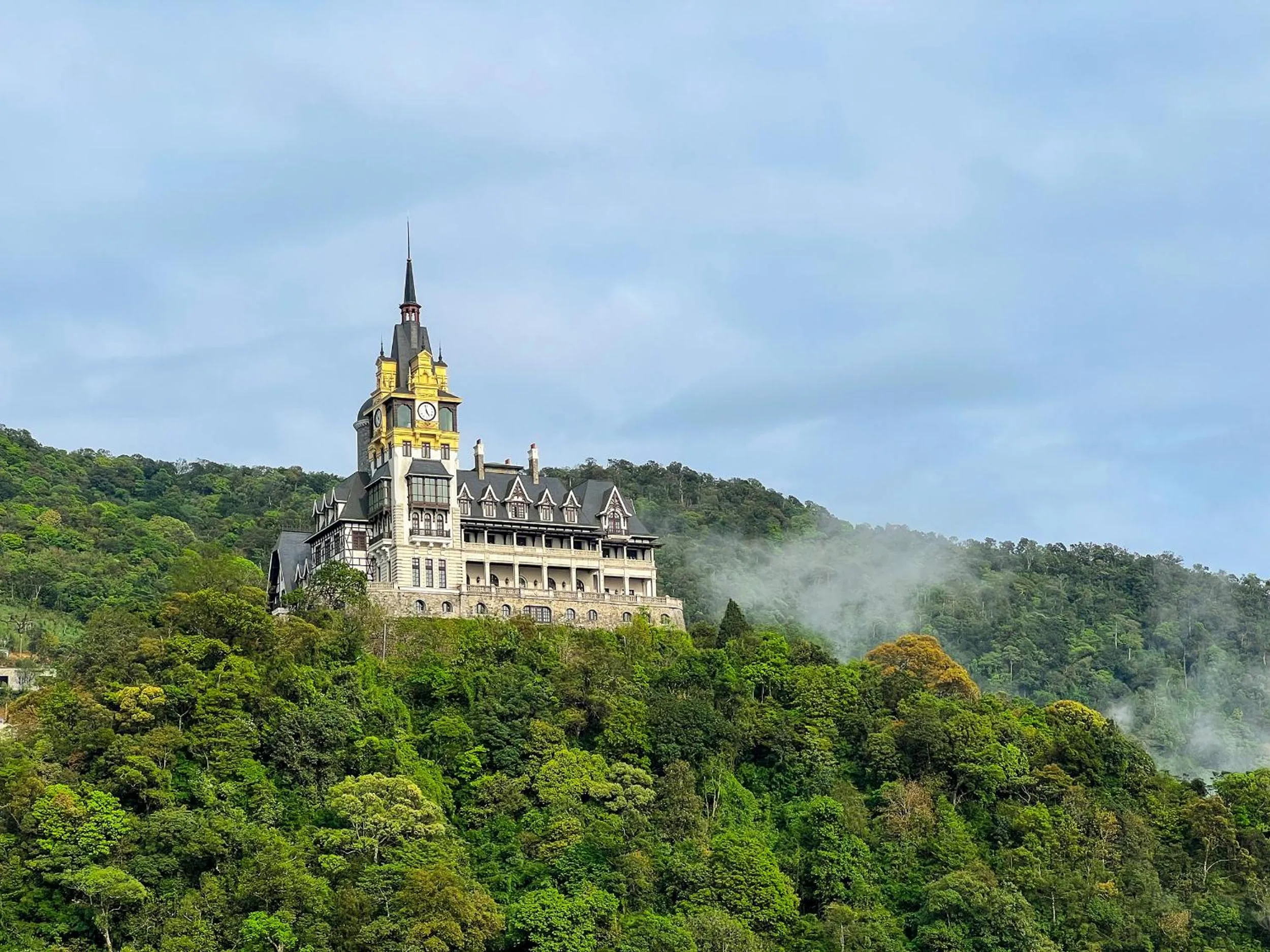 Nearby landmark in Art Hotel Ha Noi