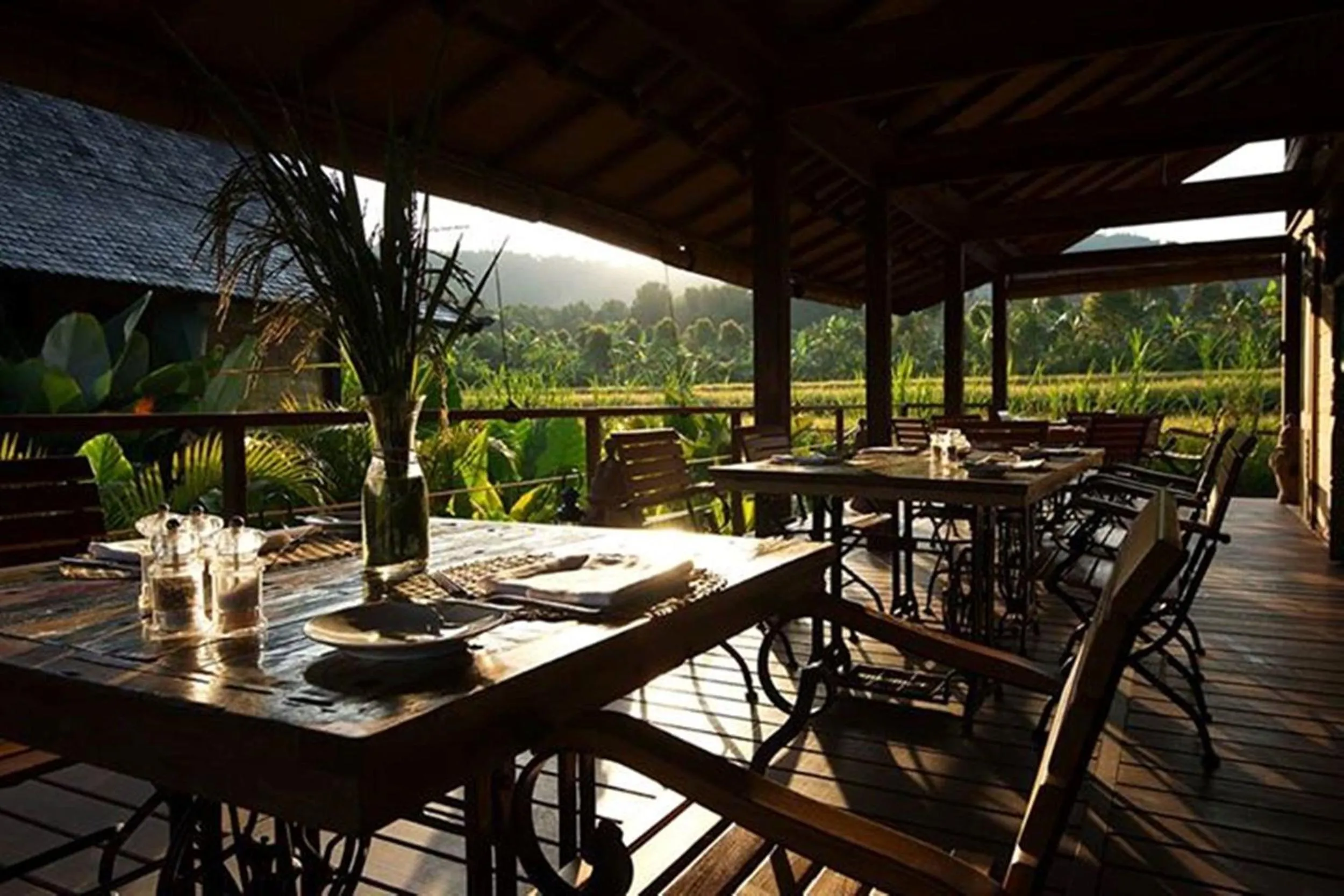Restaurant/places to eat in Sanak Retreat Bali