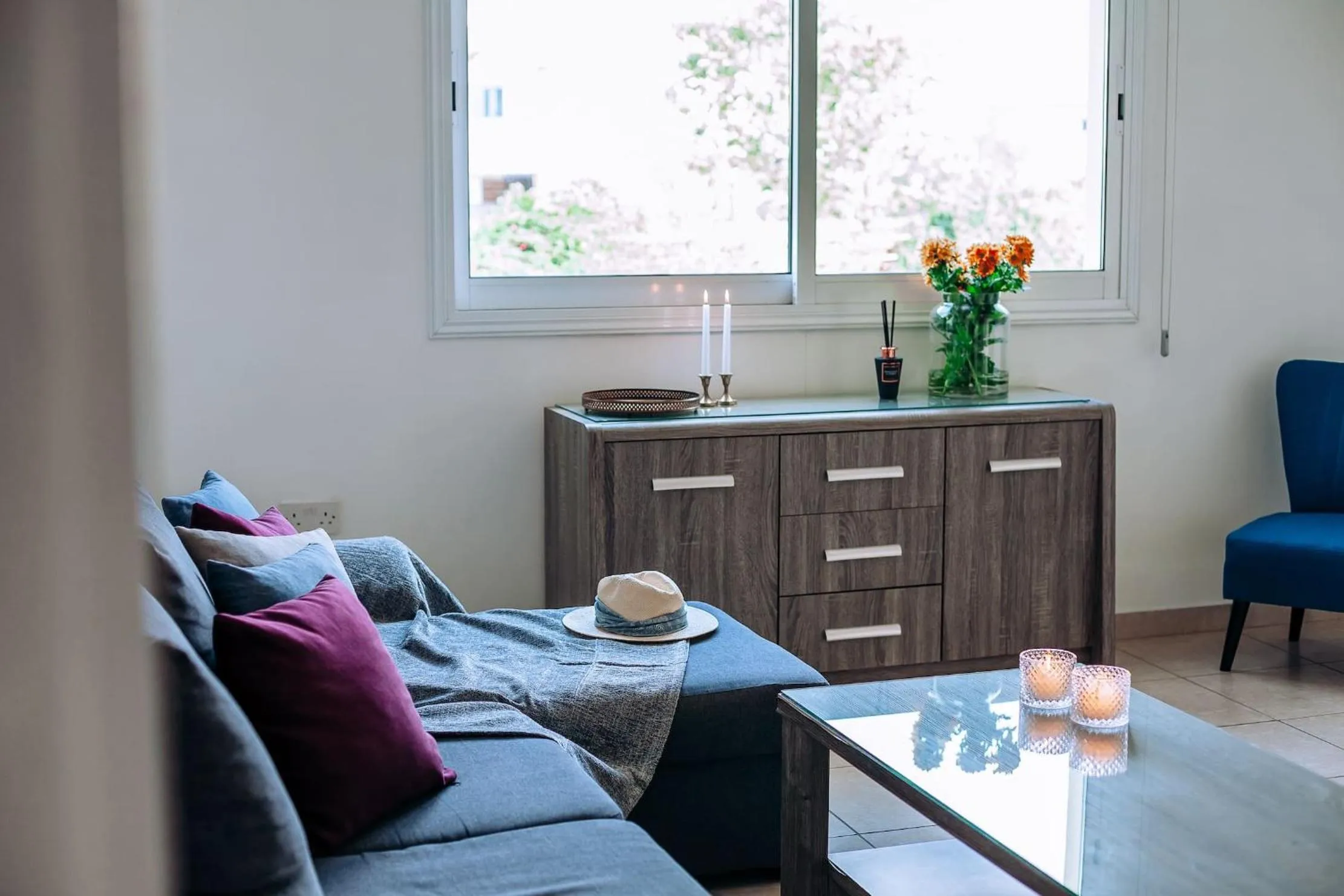 Library in Artemis Cynthia Complex