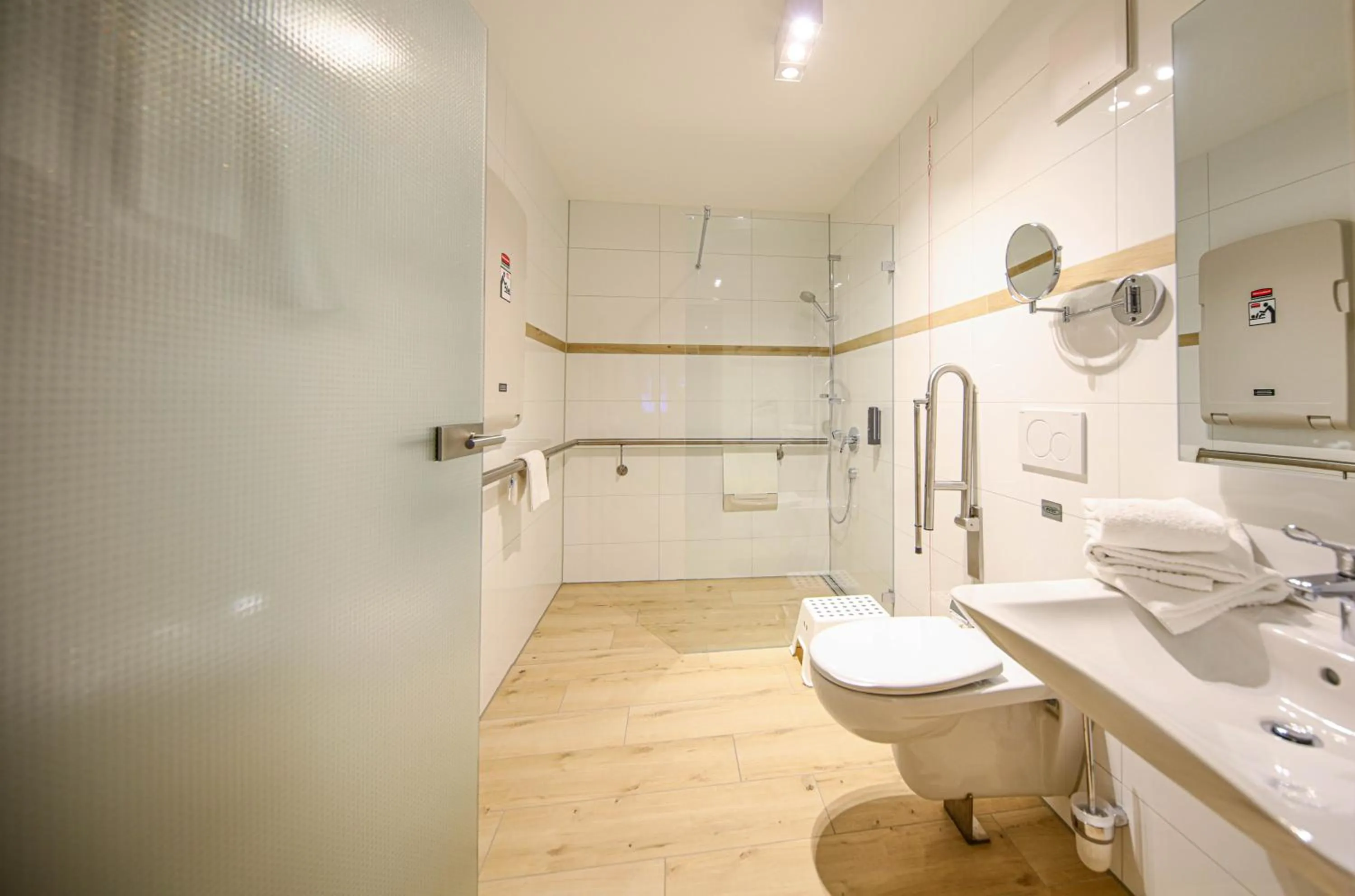 Bathroom in Gasthof Lafette