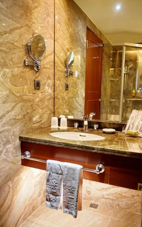 Shower in Hù House - Taipei