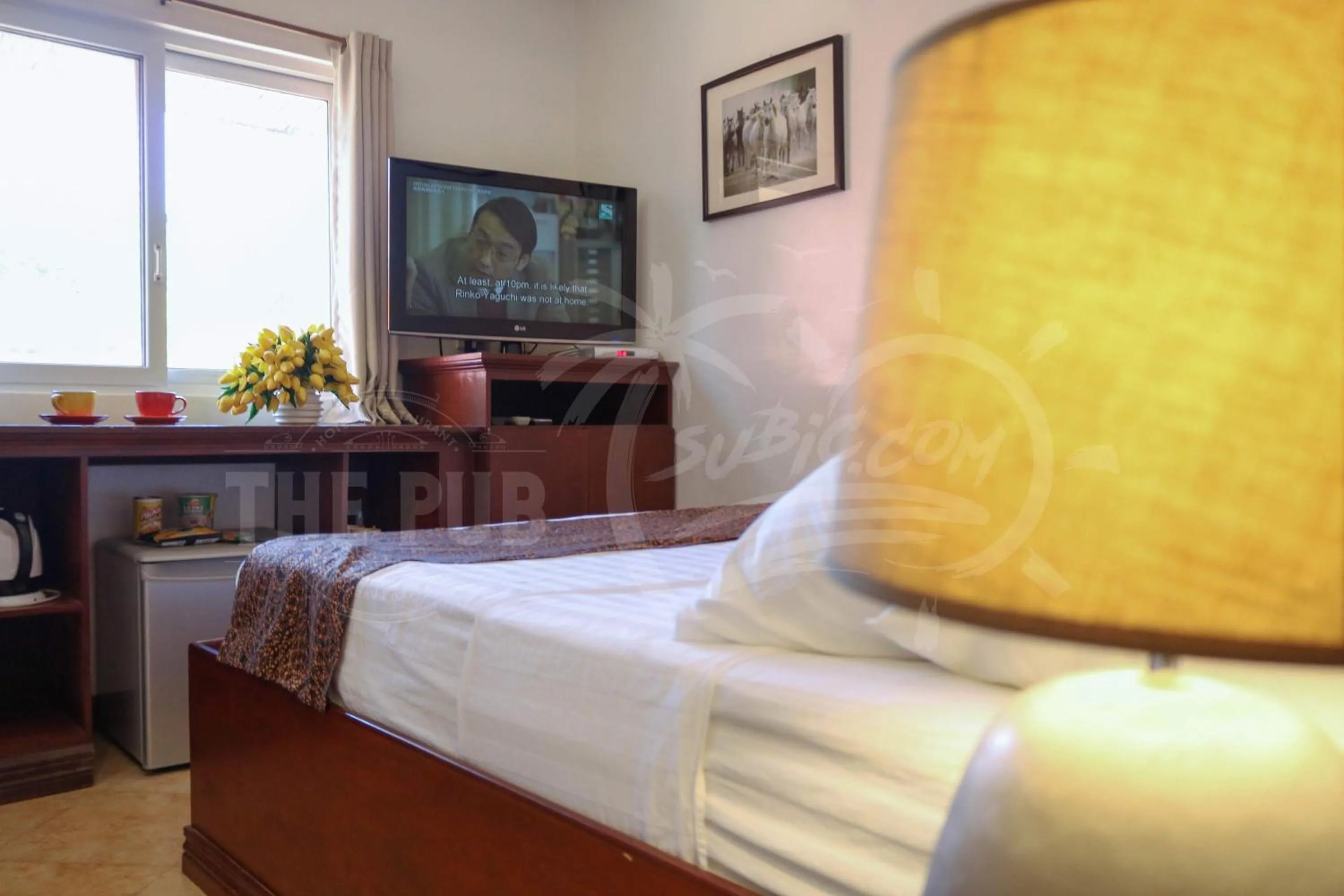 Bed in The Pub Hotel