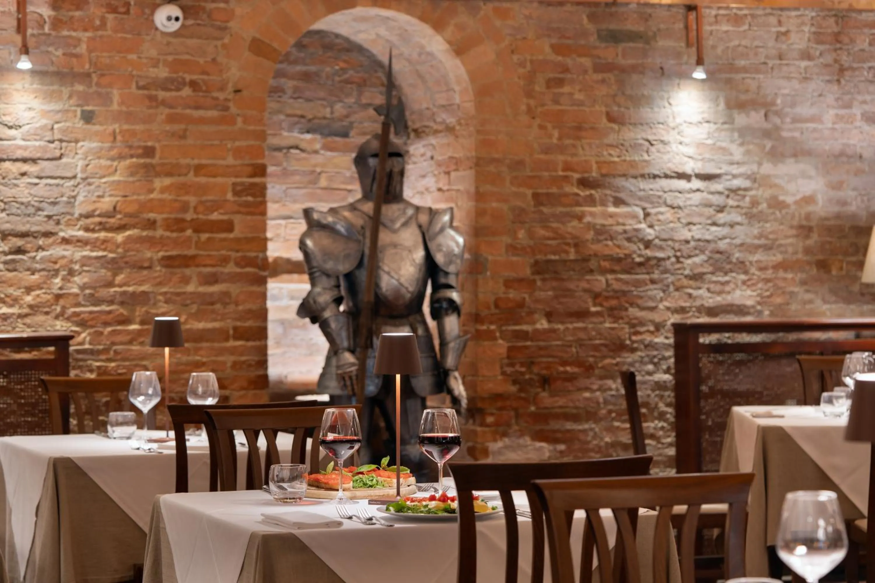 Food and drinks in Hotel Ristorante Borgo Antico