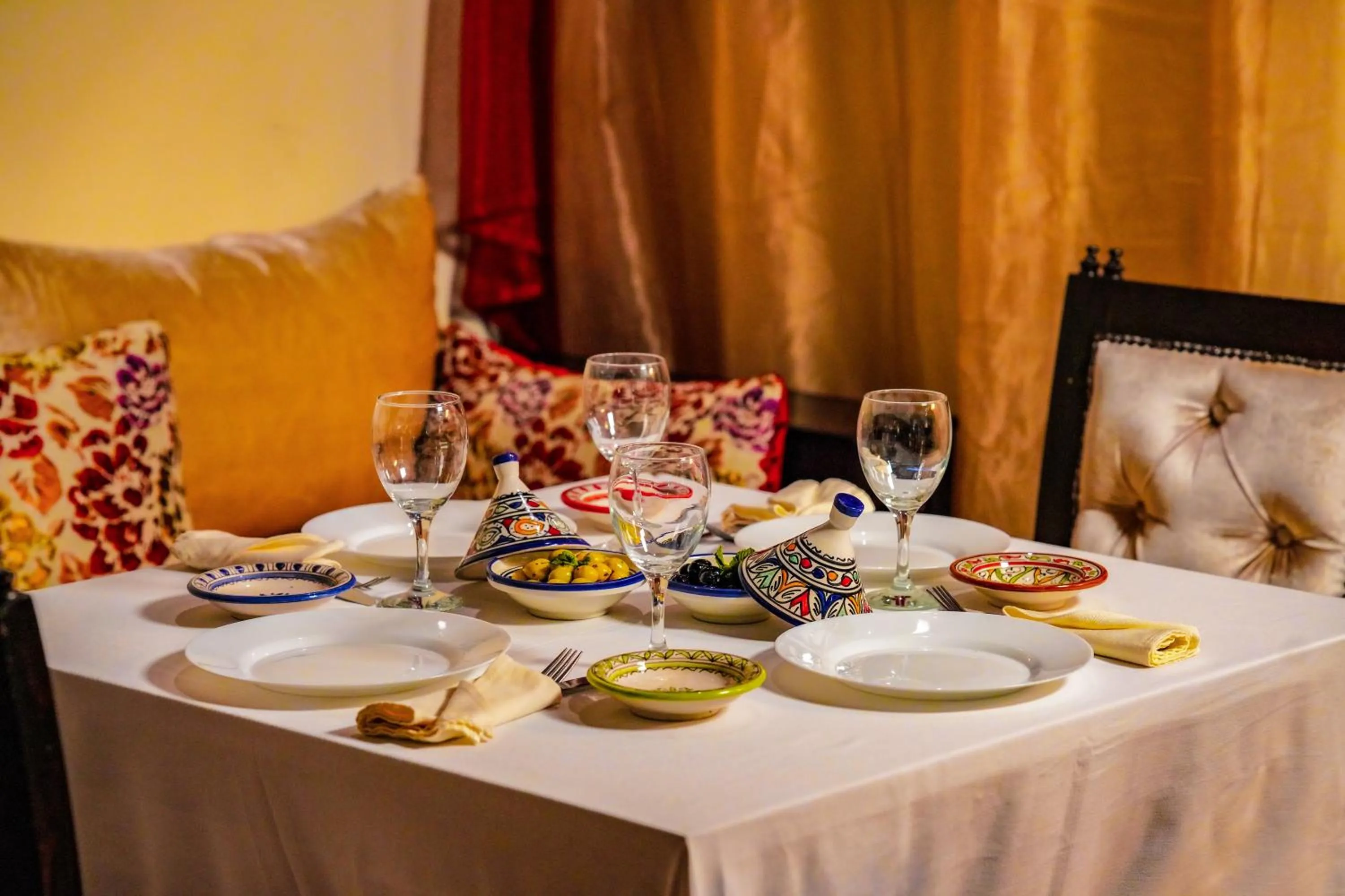 Restaurant/places to eat in Hotel Andalucia Tangier