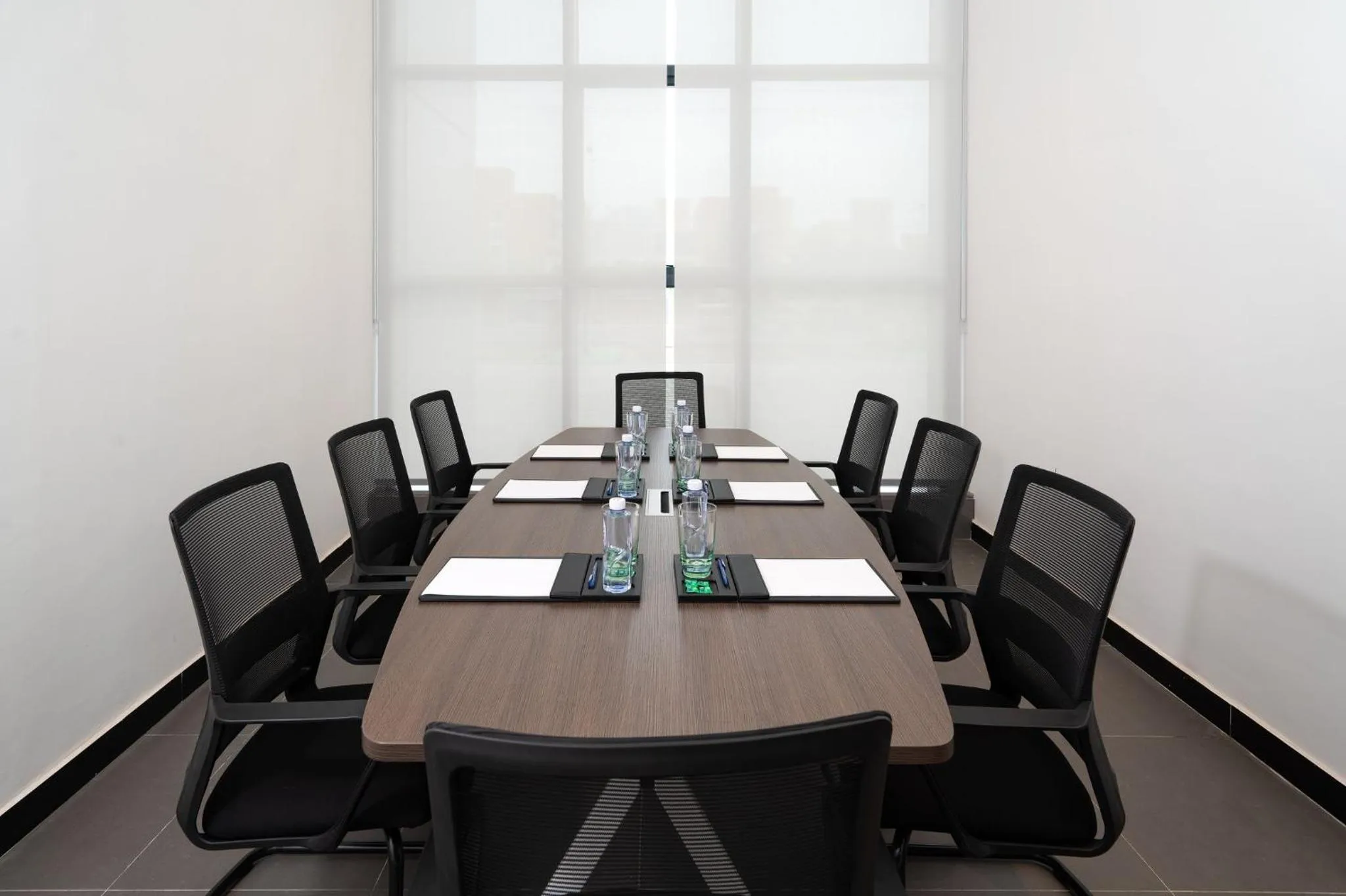 Meeting/conference room in Holiday Inn Express Lanzhou New Area by IHG