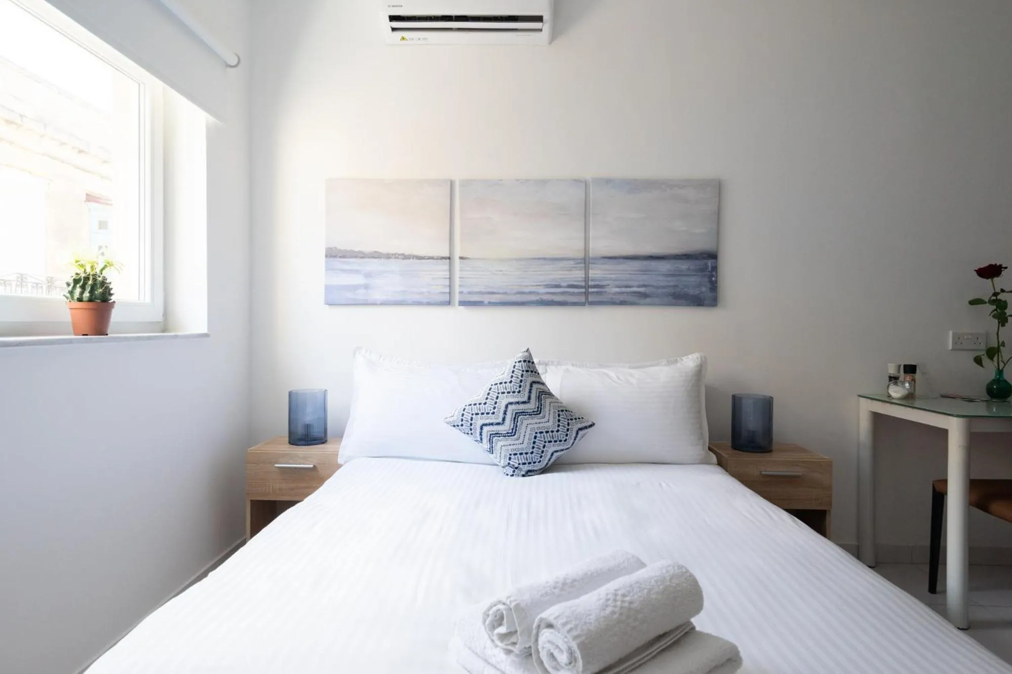 Bed in Marina Studios