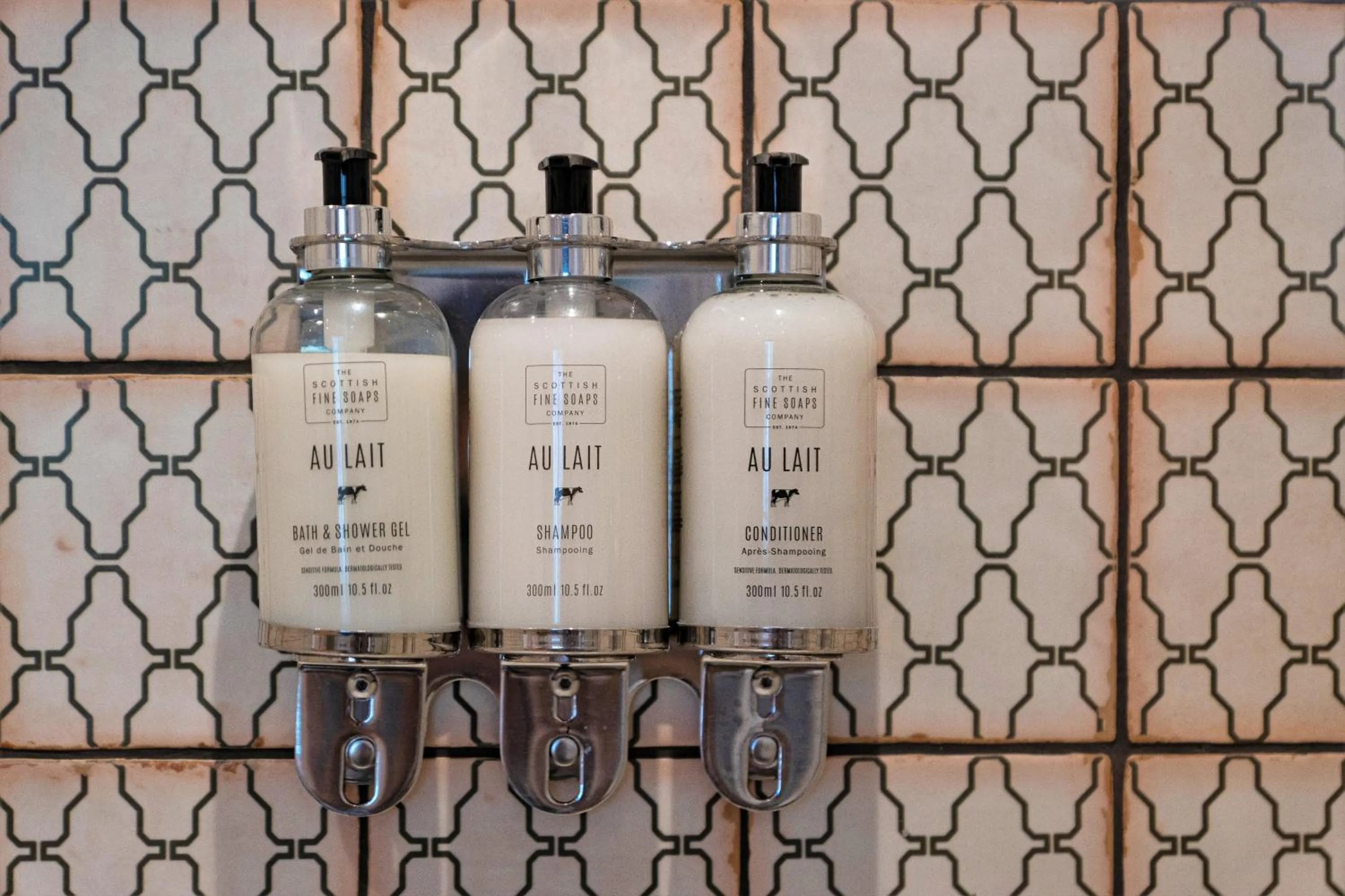 Bathroom in The Woolpack Inn