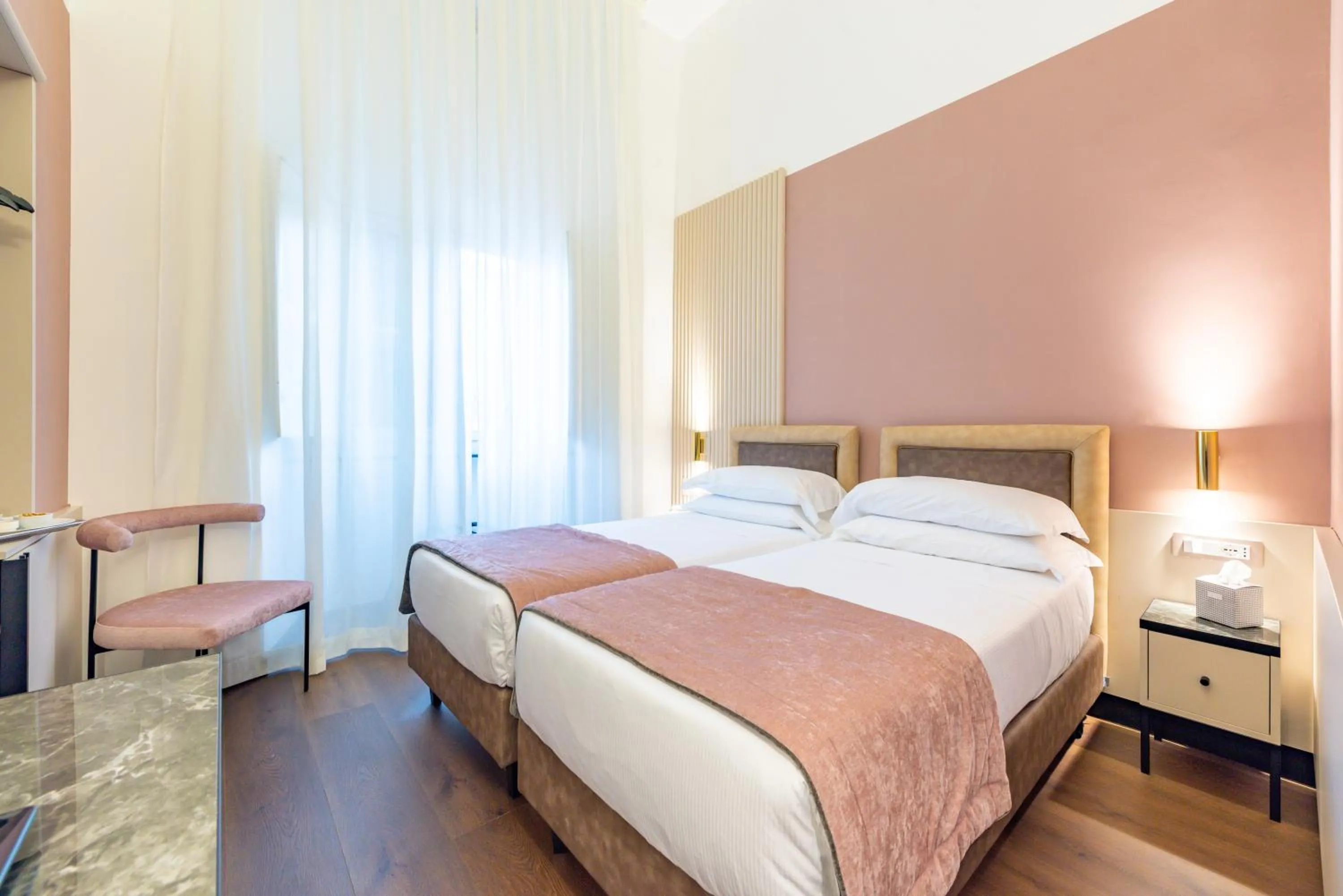 Photo of the whole room, Bed in Best Western Hotel Artdeco