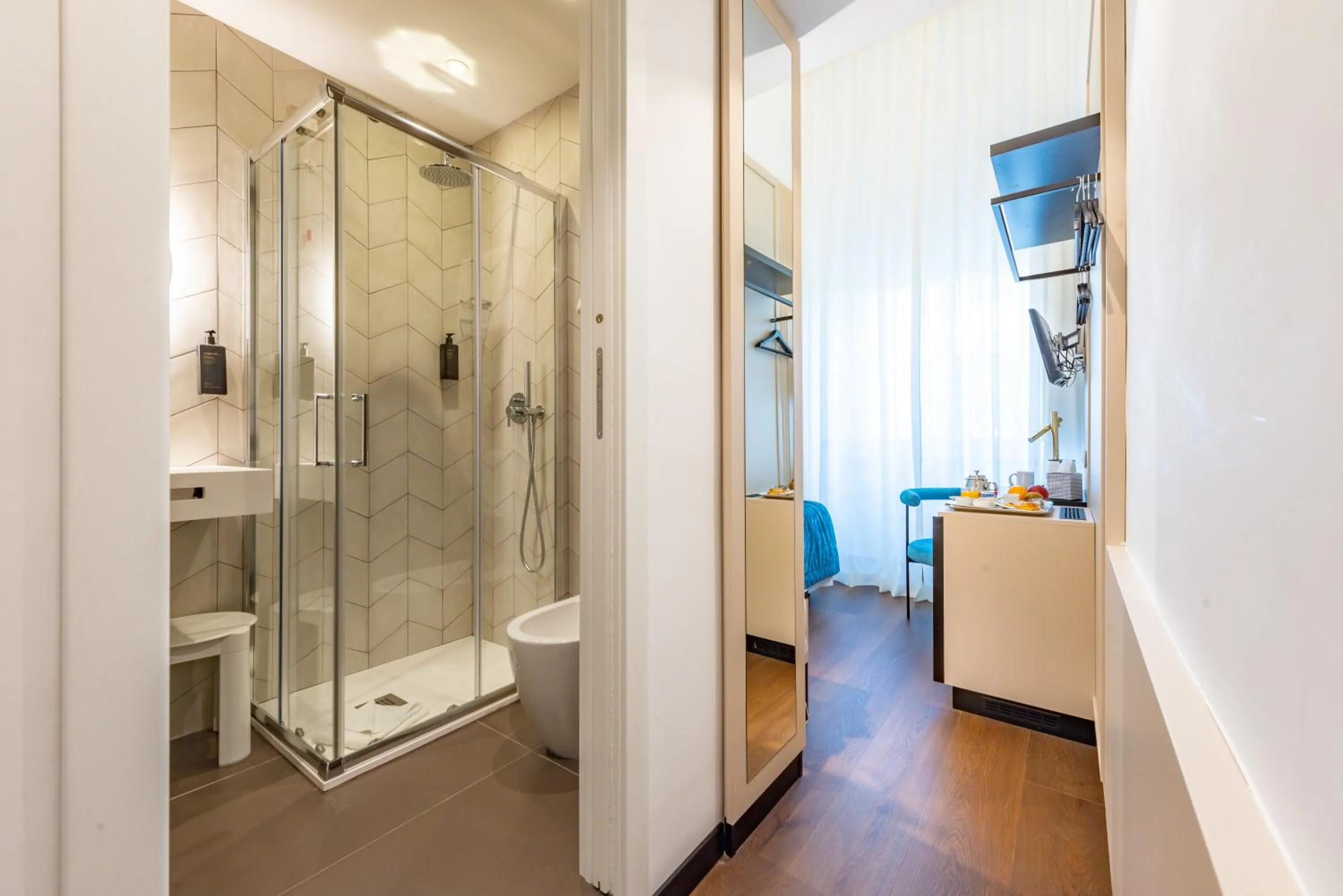 Bathroom in Best Western Hotel Artdeco