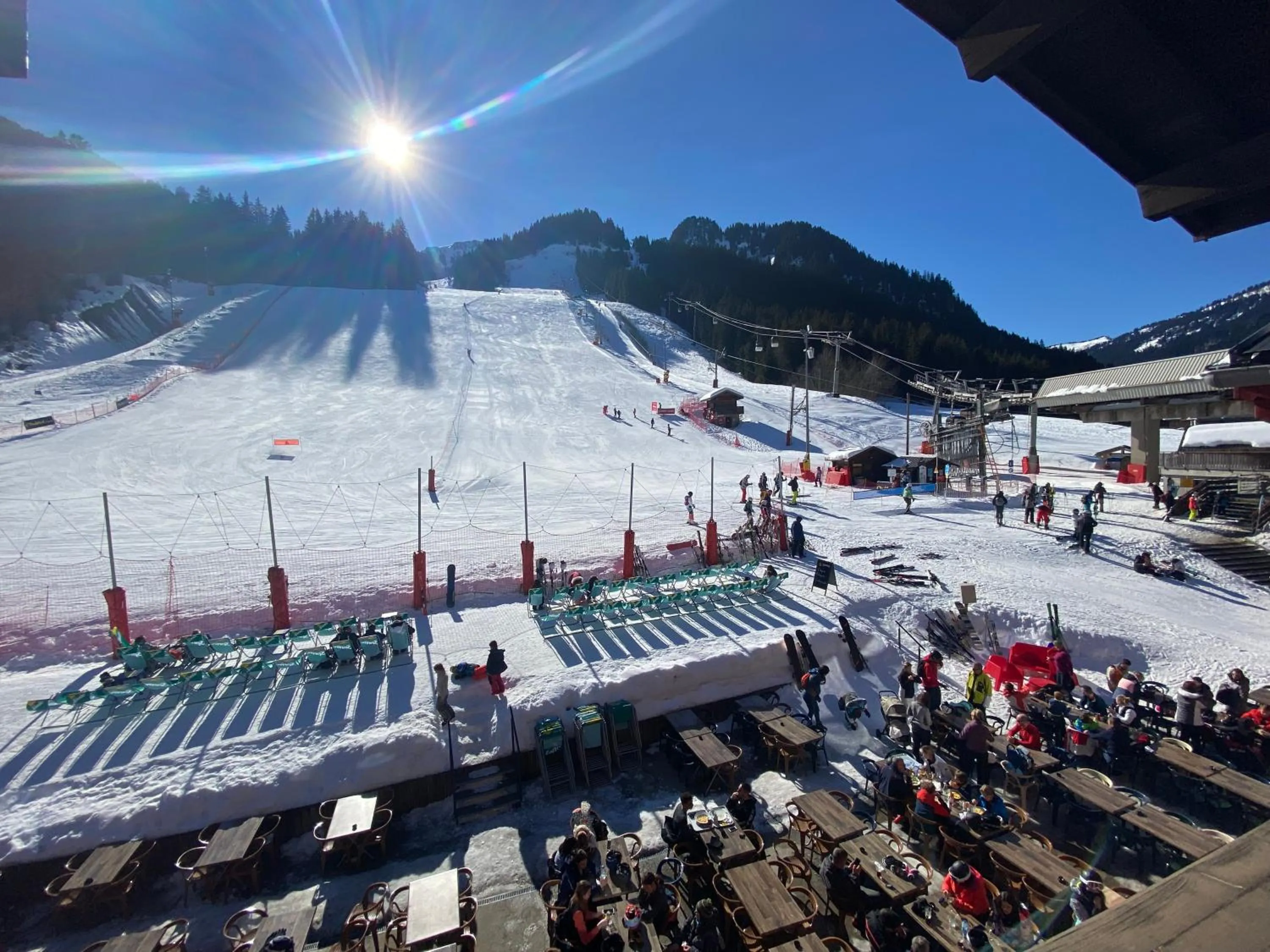 Nearby landmark in Le Schuss