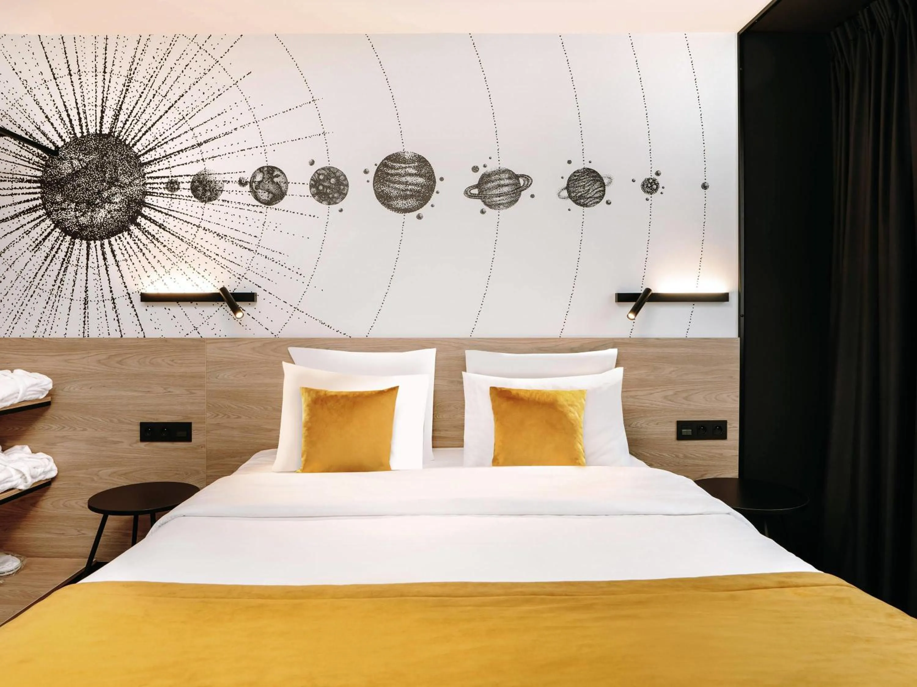 Bedroom, Bed in Hotel Mercure Toruń Centrum