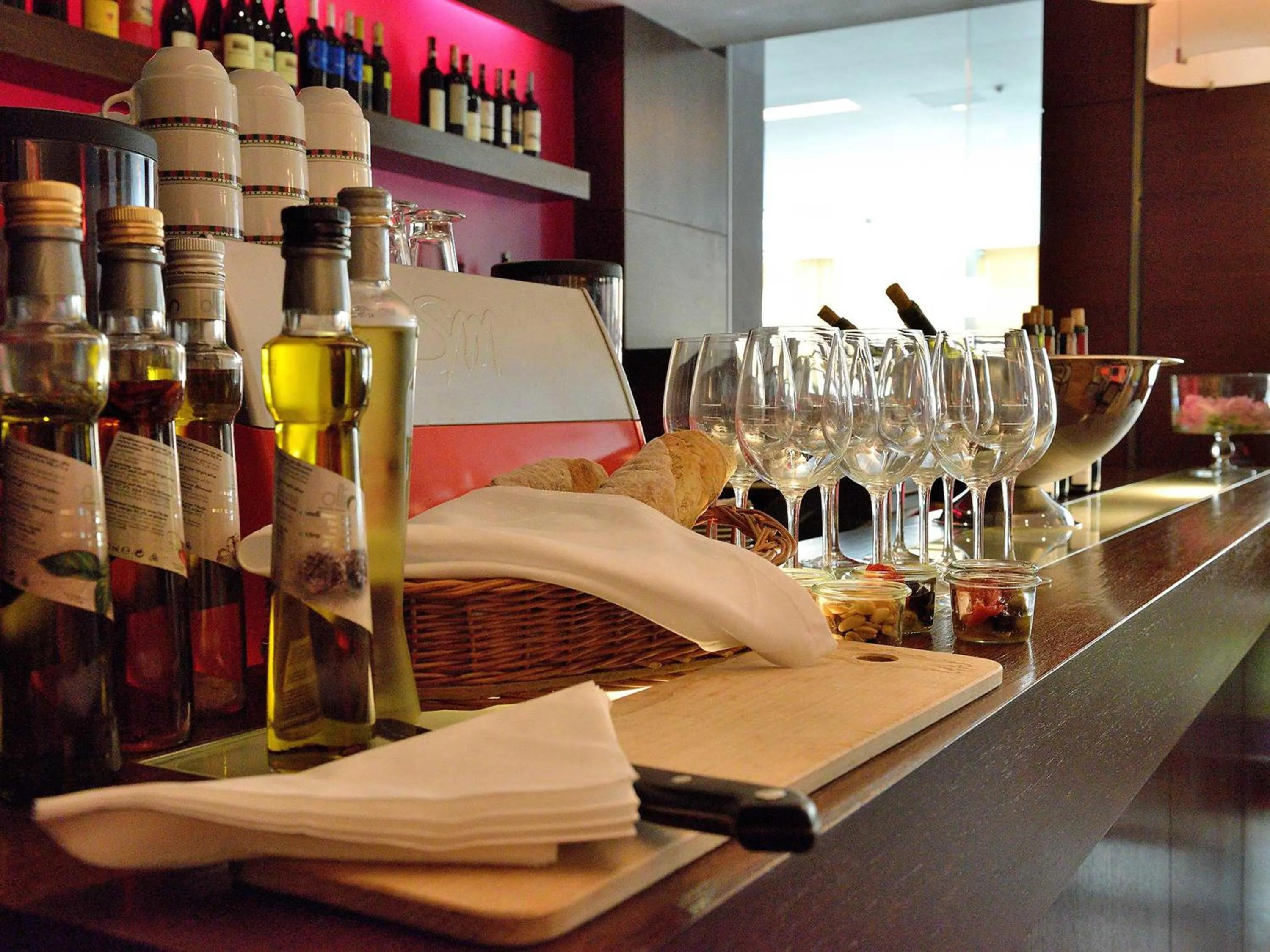 Lounge or bar in Hotel Mercure Toruń Centrum