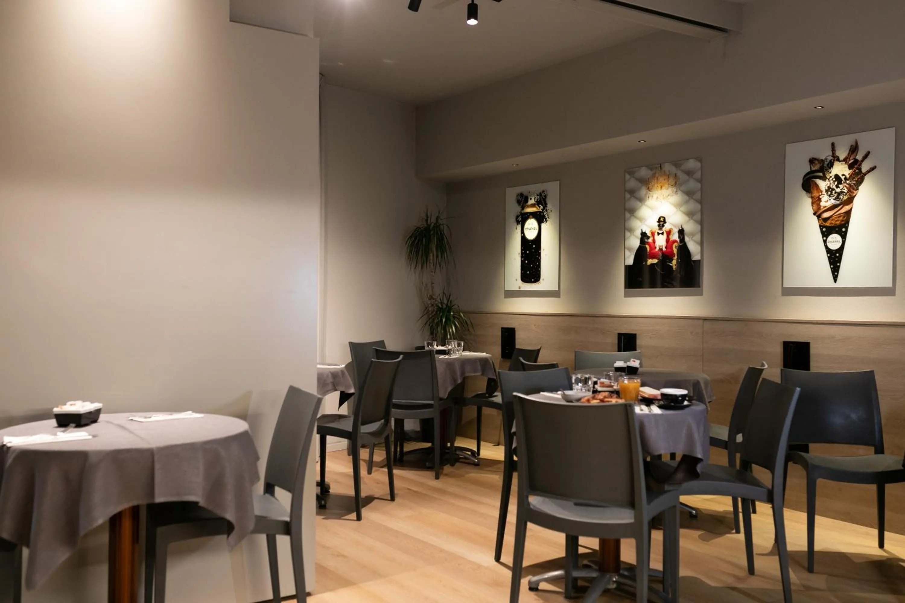 Lounge or bar in Mima Aparthotel Boutique & Spa