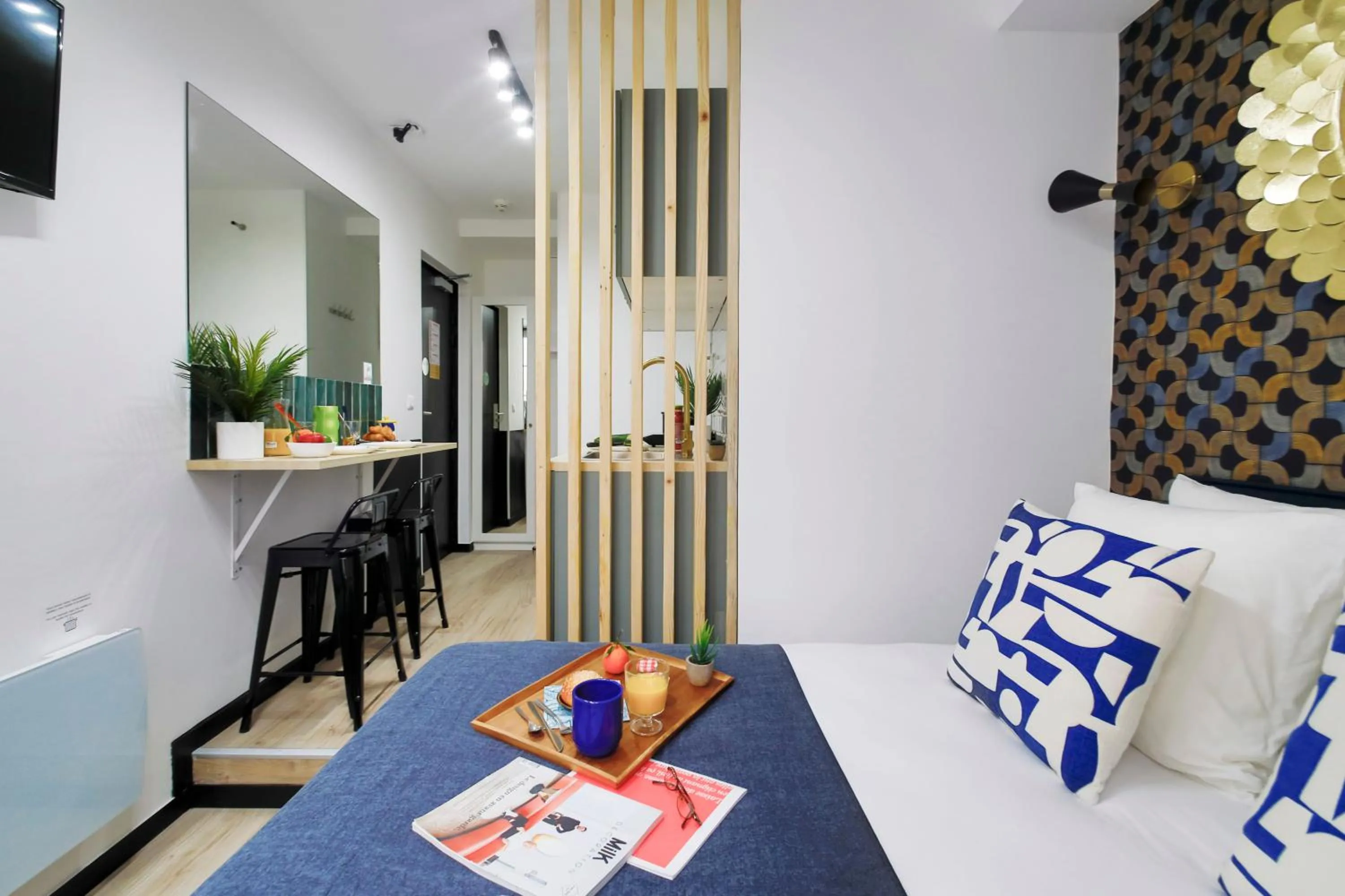 Photo of the whole room, Bed in WS Opéra - Laffitte