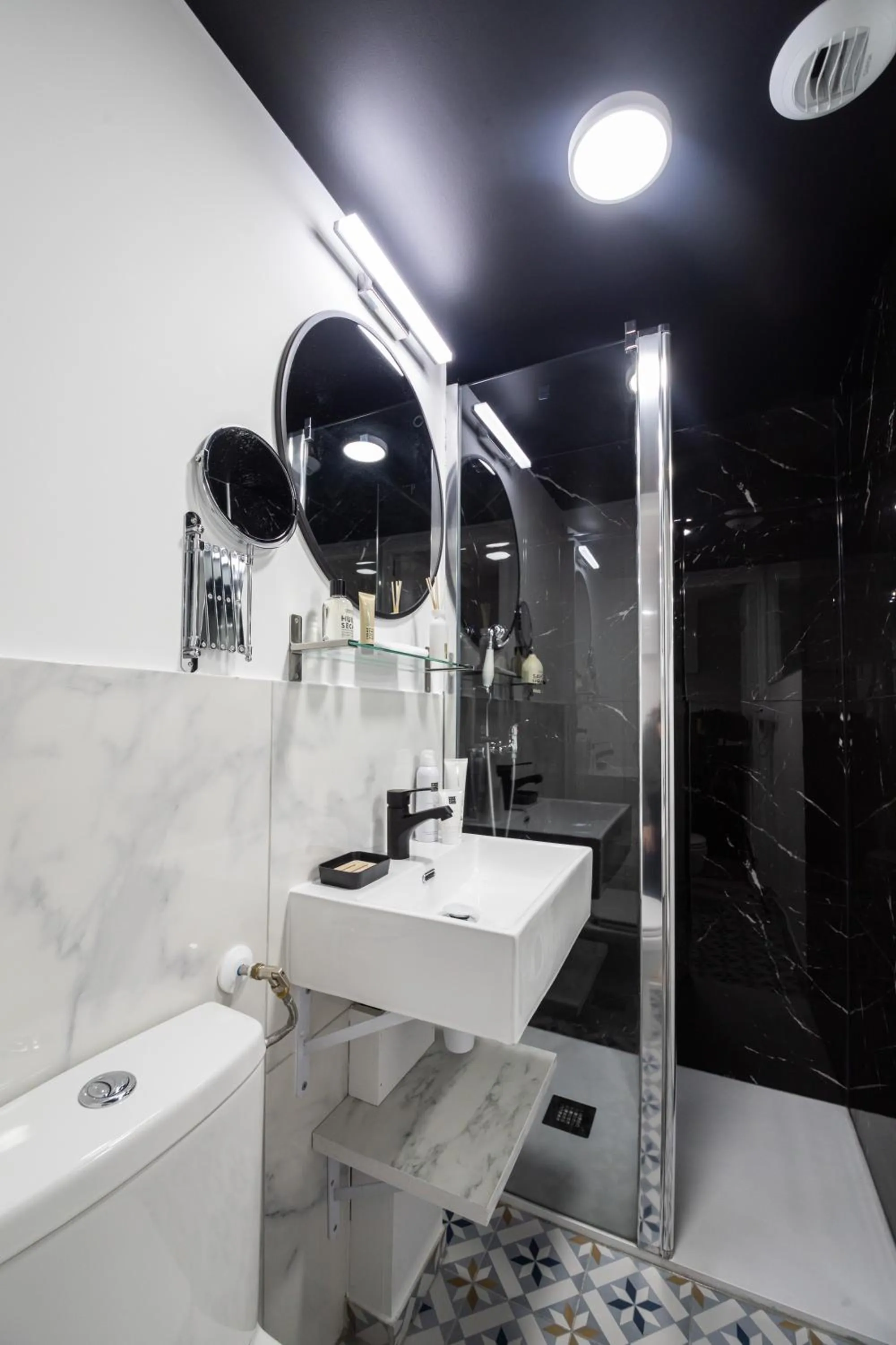 Shower in WS Opéra - Laffitte