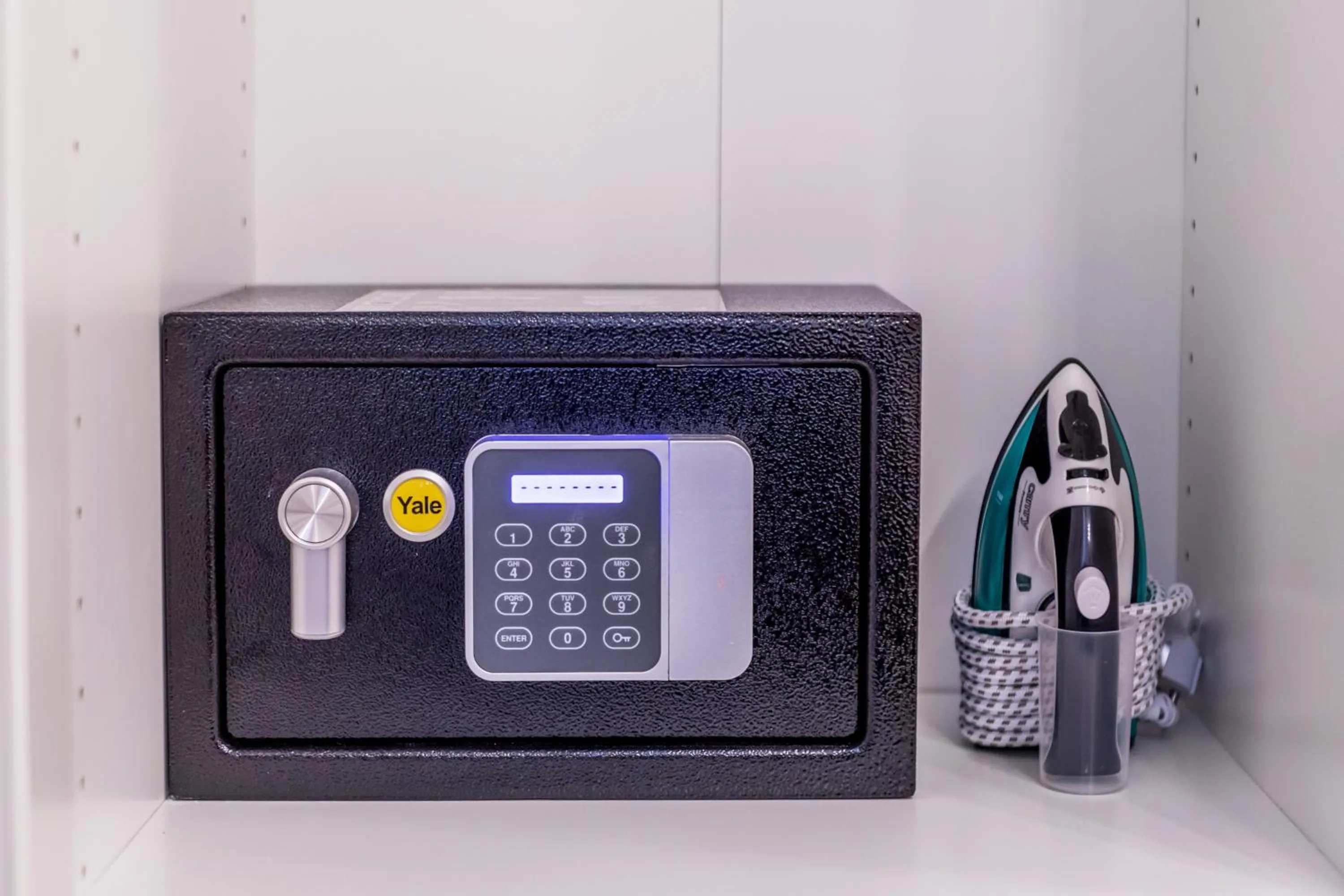 safe in WS Opéra - Laffitte