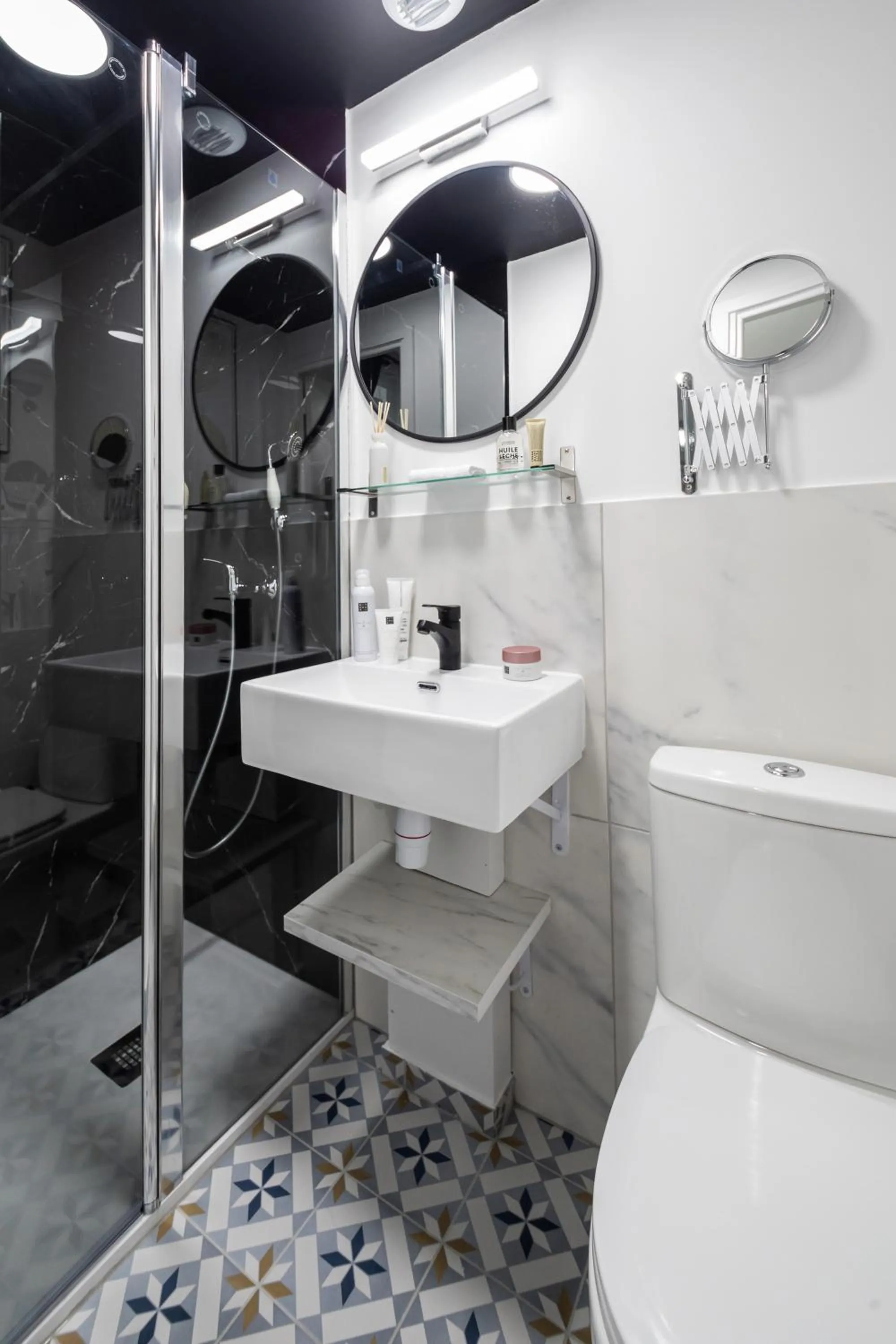 Toilet in WS Opéra - Laffitte