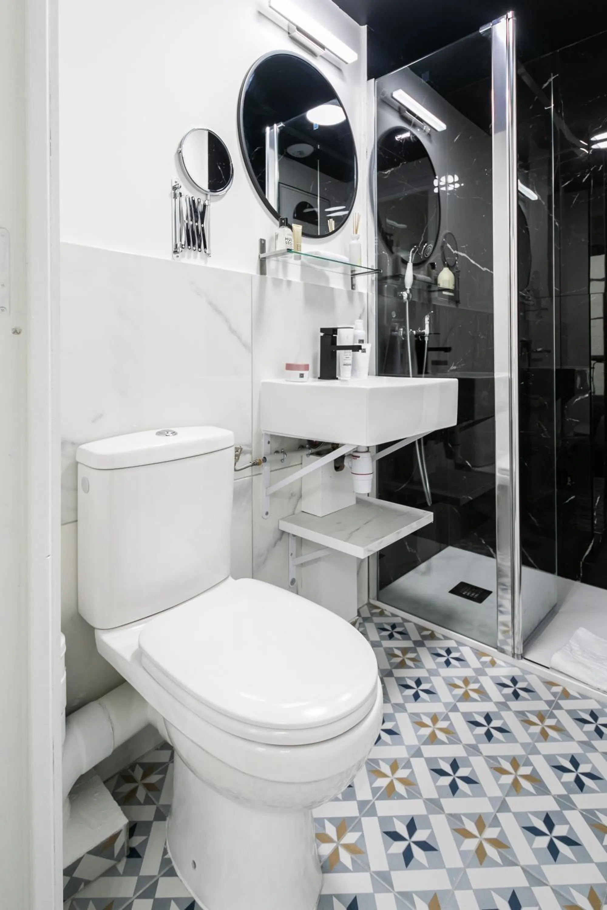 Shower in WS Opéra - Laffitte