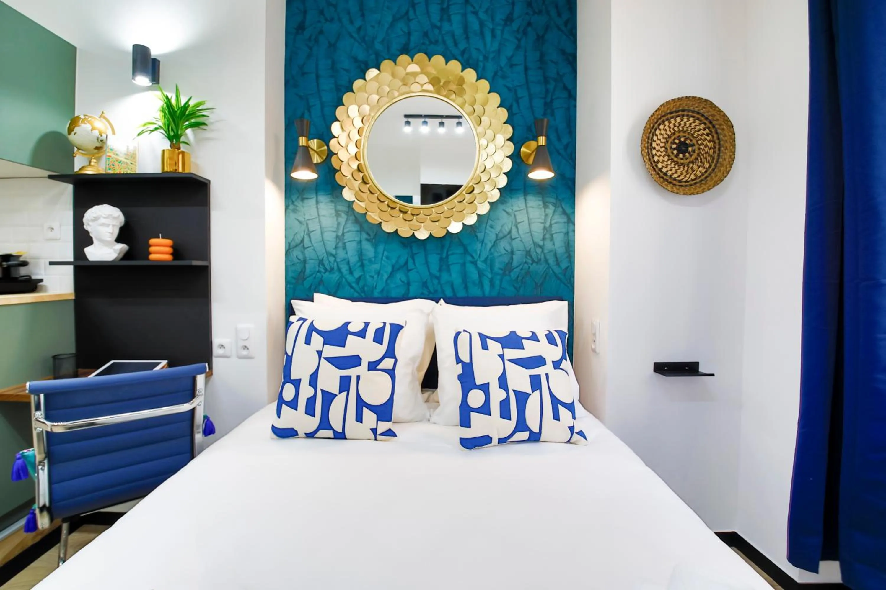 Photo of the whole room, Bed in WS Opéra - Laffitte