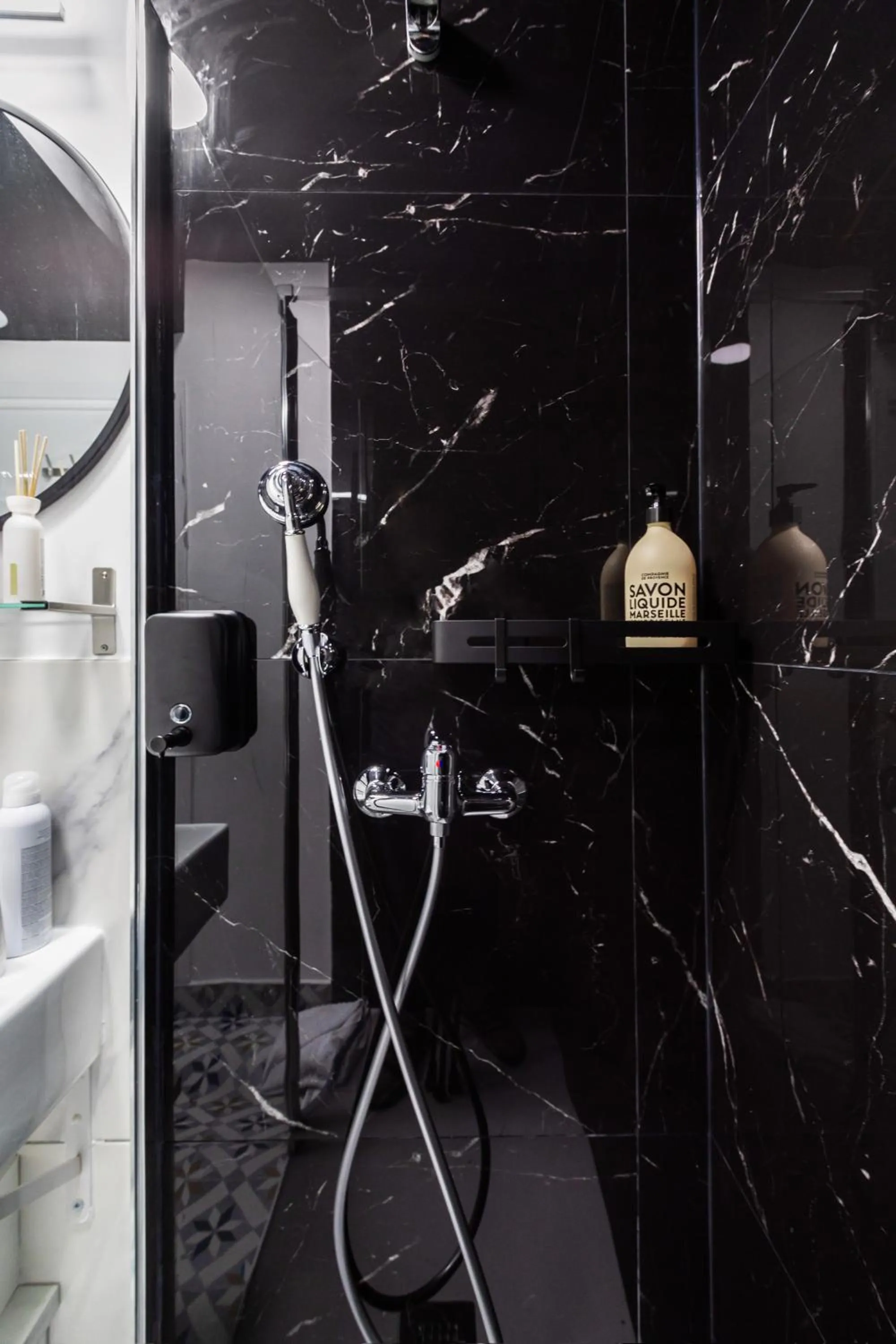 Shower in WS Opéra - Laffitte