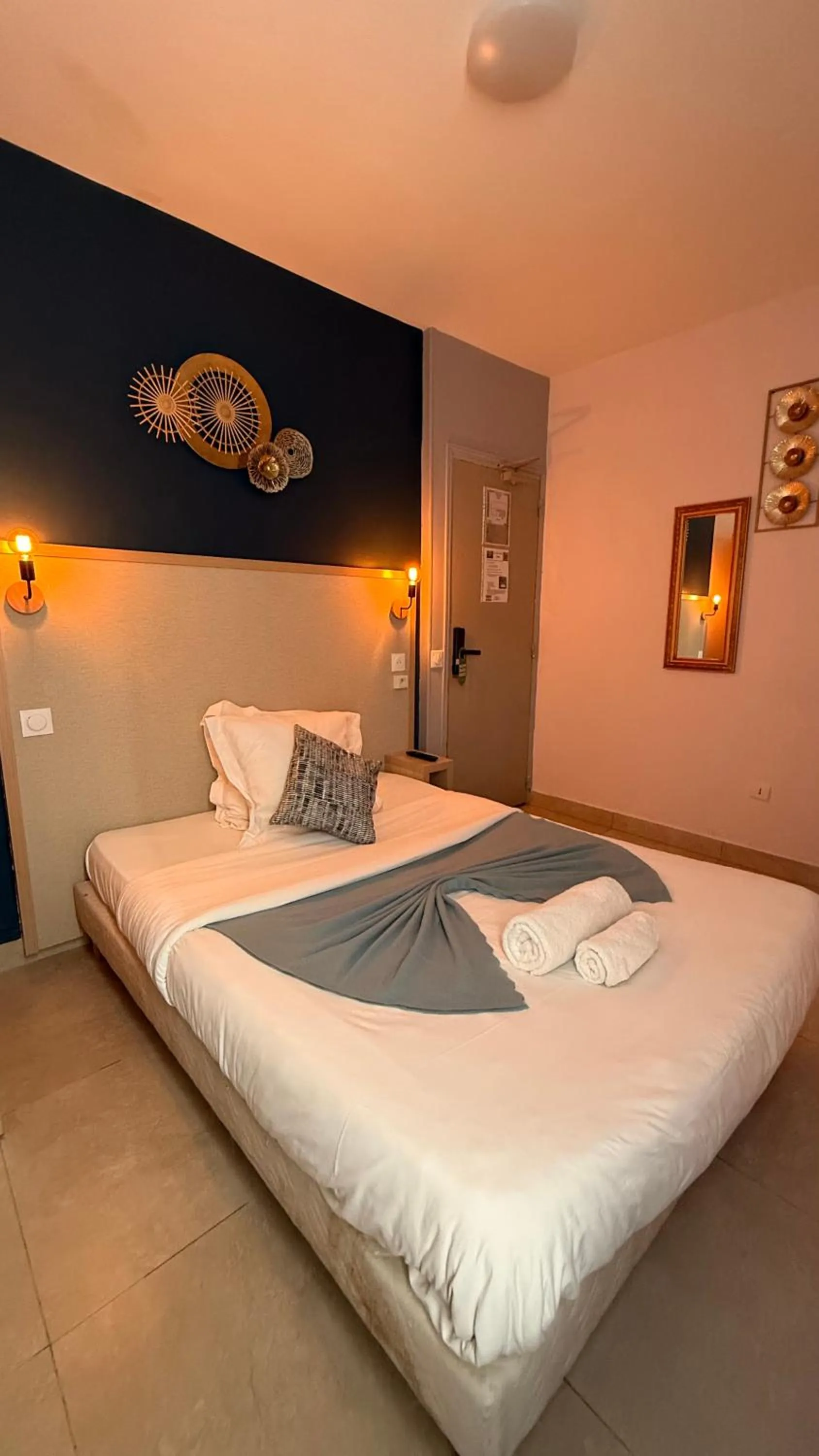 Bed in Hôtel de Choisy