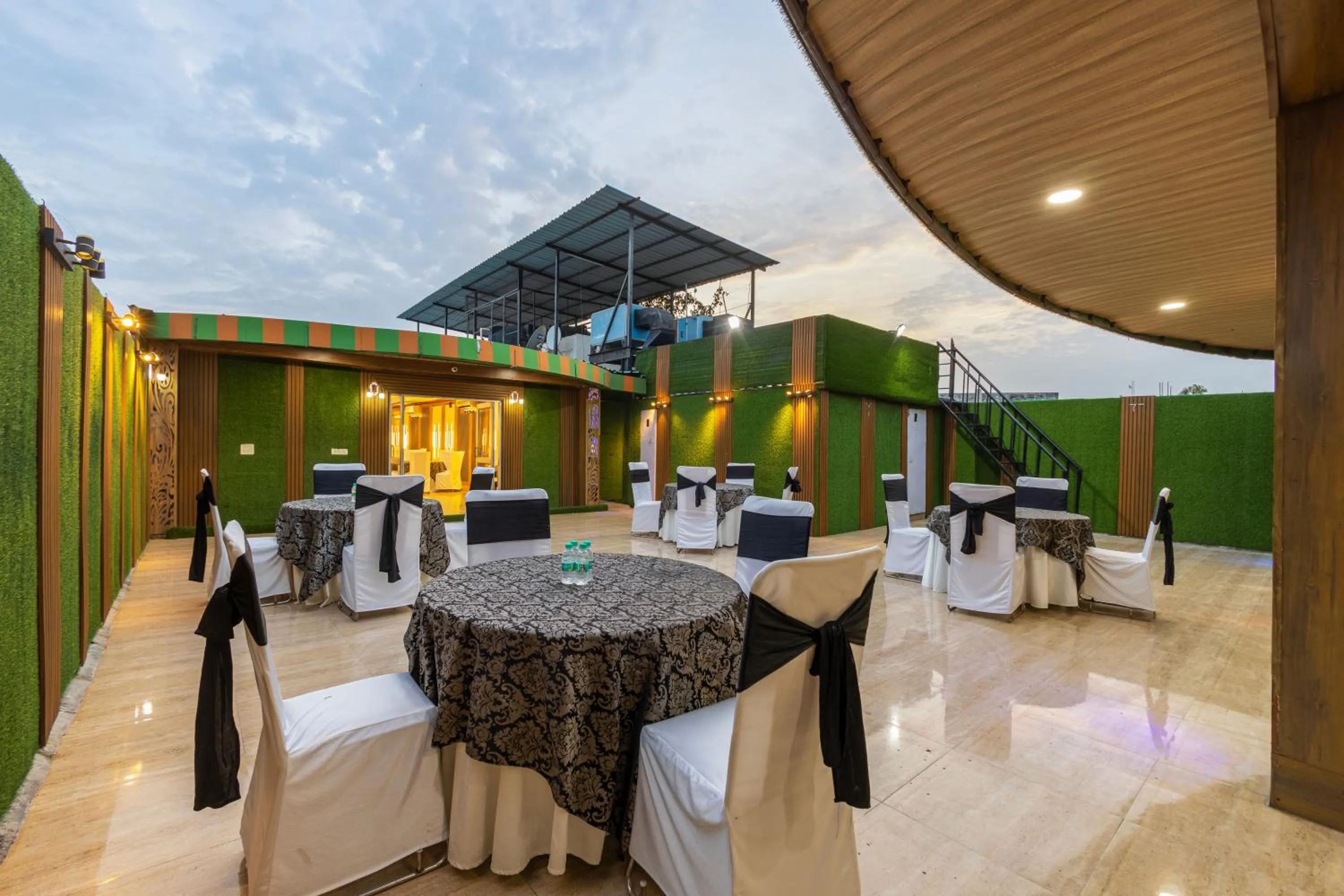 Banquet/Function facilities in Hotel Arch Plaza at Yashobhoomi By Arch Group