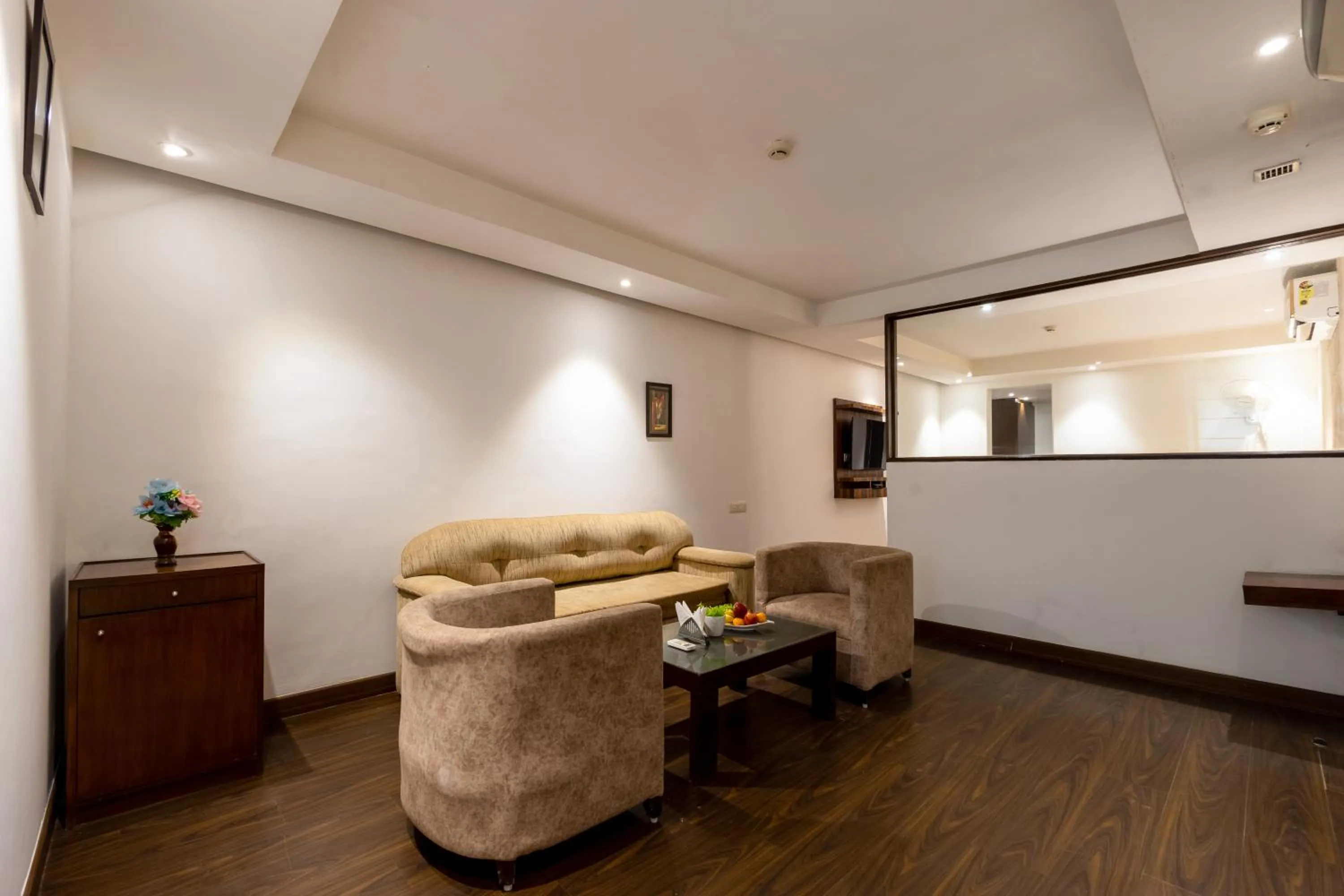 TV and multimedia in Hotel Arch Plaza at Yashobhoomi By Arch Group