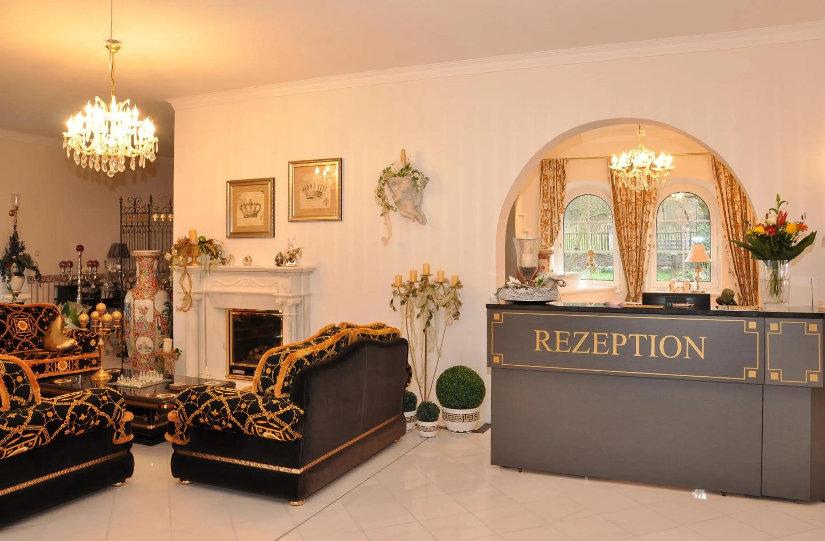 Facade/entrance in Gästehaus Villa Casamia