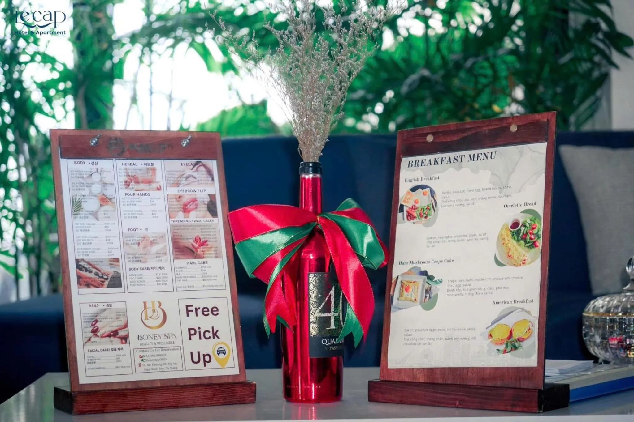 Restaurant/places to eat in Le Cap Gym Hotel & Apartments