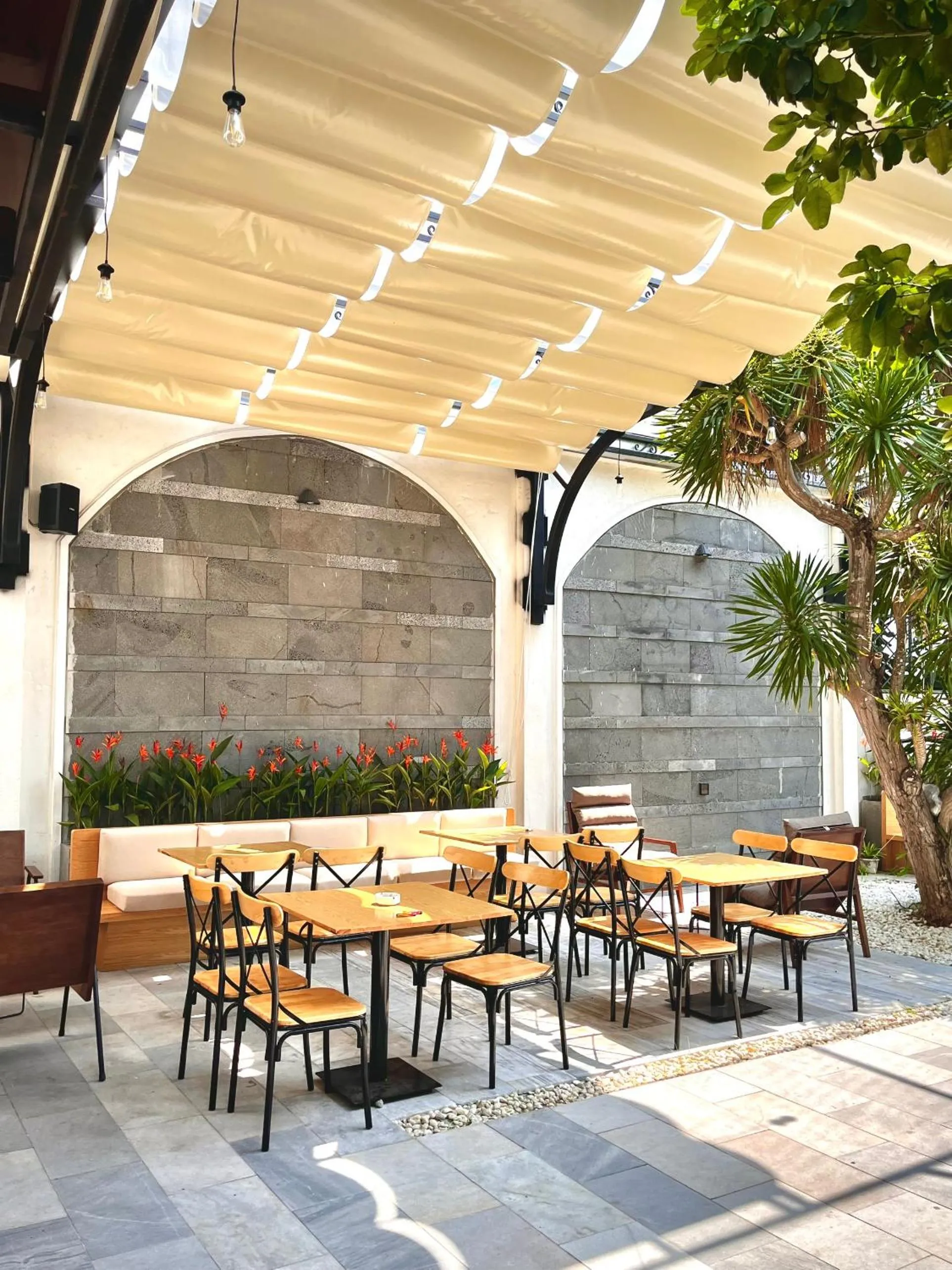 Coffee/tea facilities in Le Cap Gym Hotel & Apartments