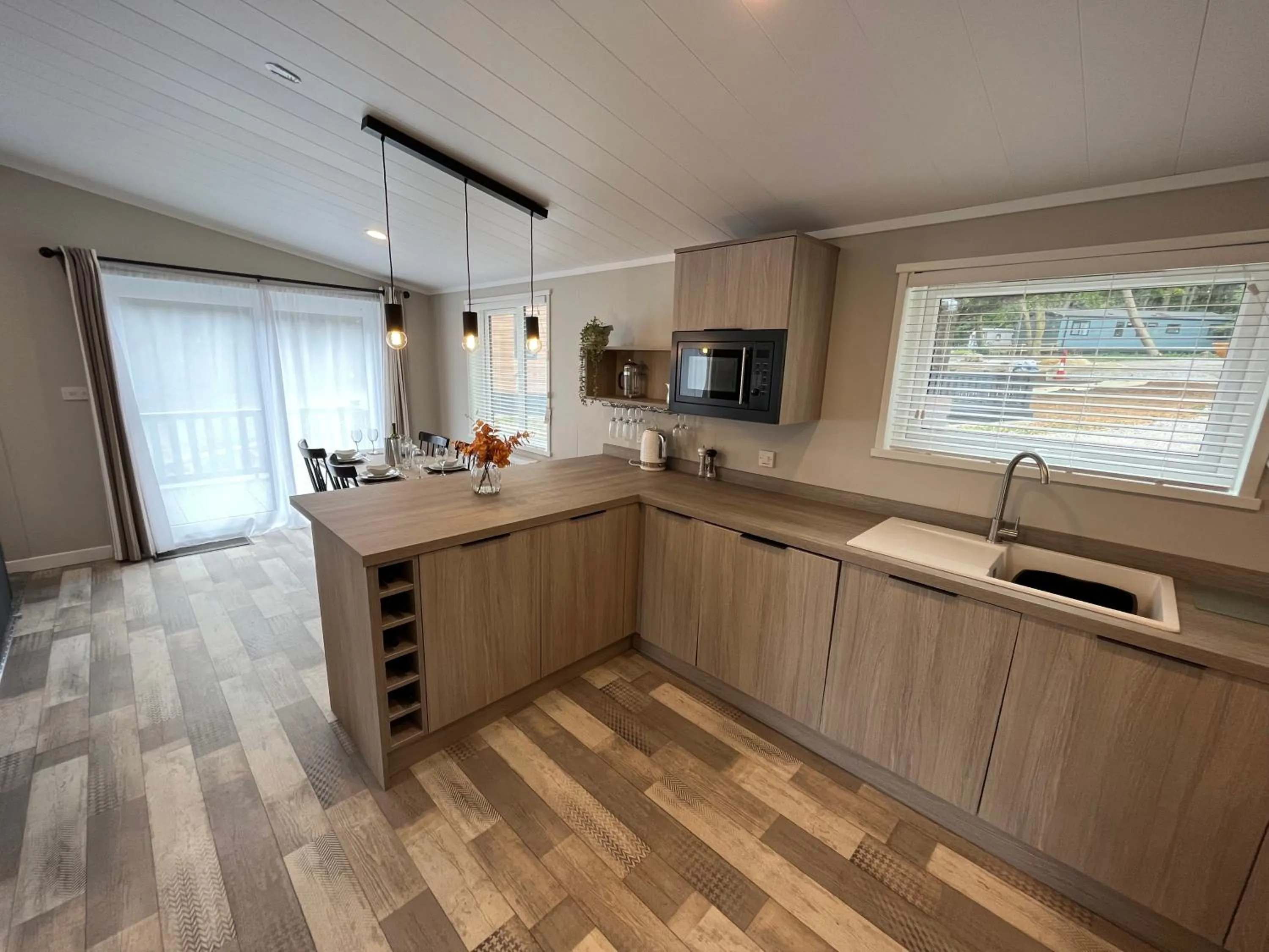 Kitchen or kitchenette in Woolverstone Marina and Lodge Park