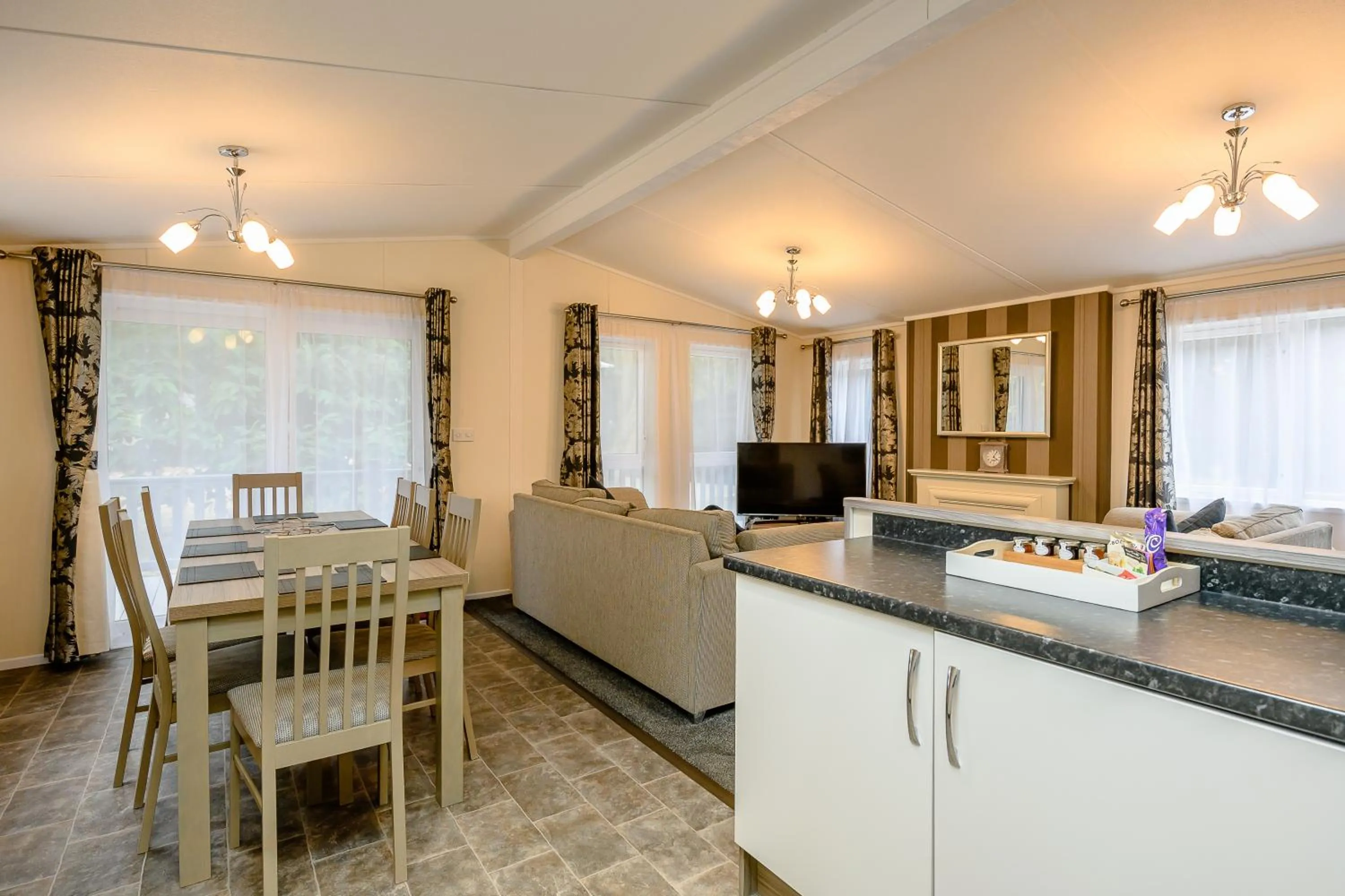 Kitchen or kitchenette in Woolverstone Marina and Lodge Park