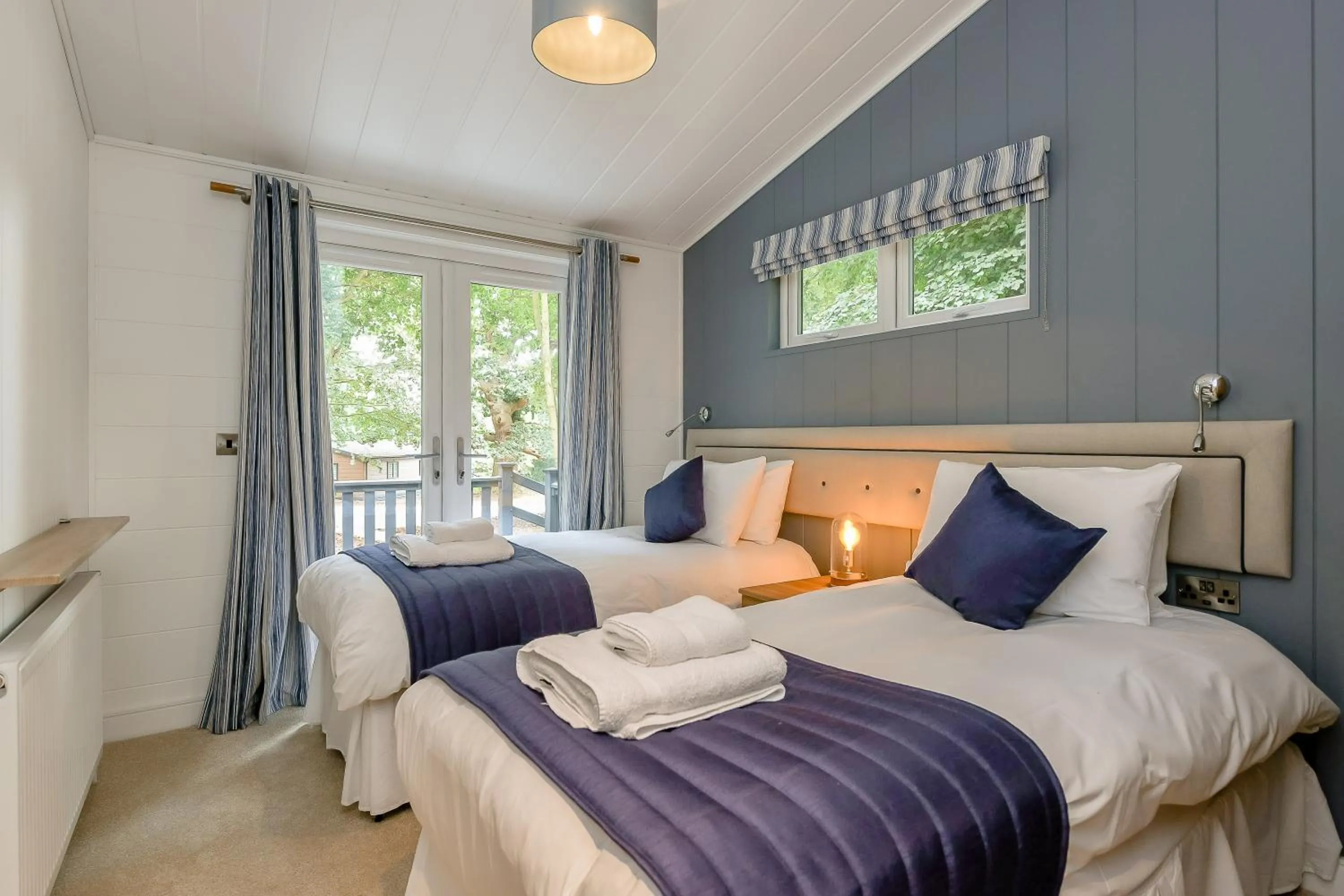 Bed in Woolverstone Marina and Lodge Park