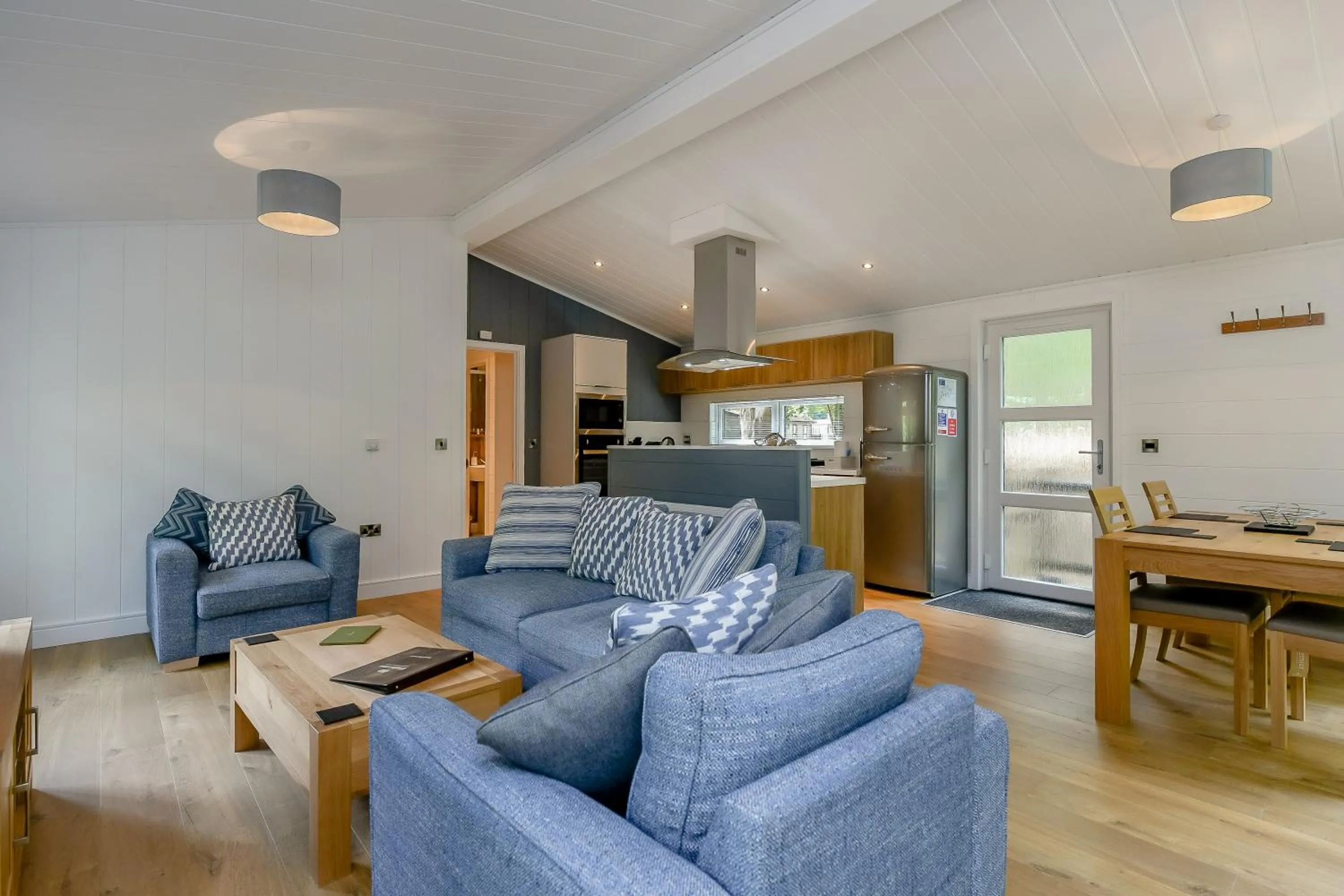 Kitchen or kitchenette in Woolverstone Marina and Lodge Park