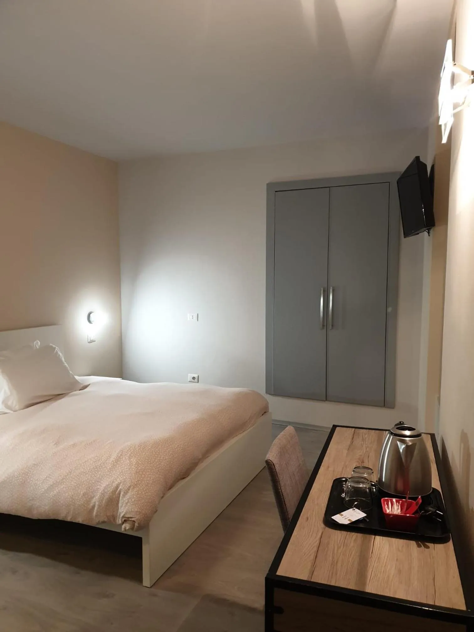 Photo of the whole room, Bed in Piccolo Hotel Olina