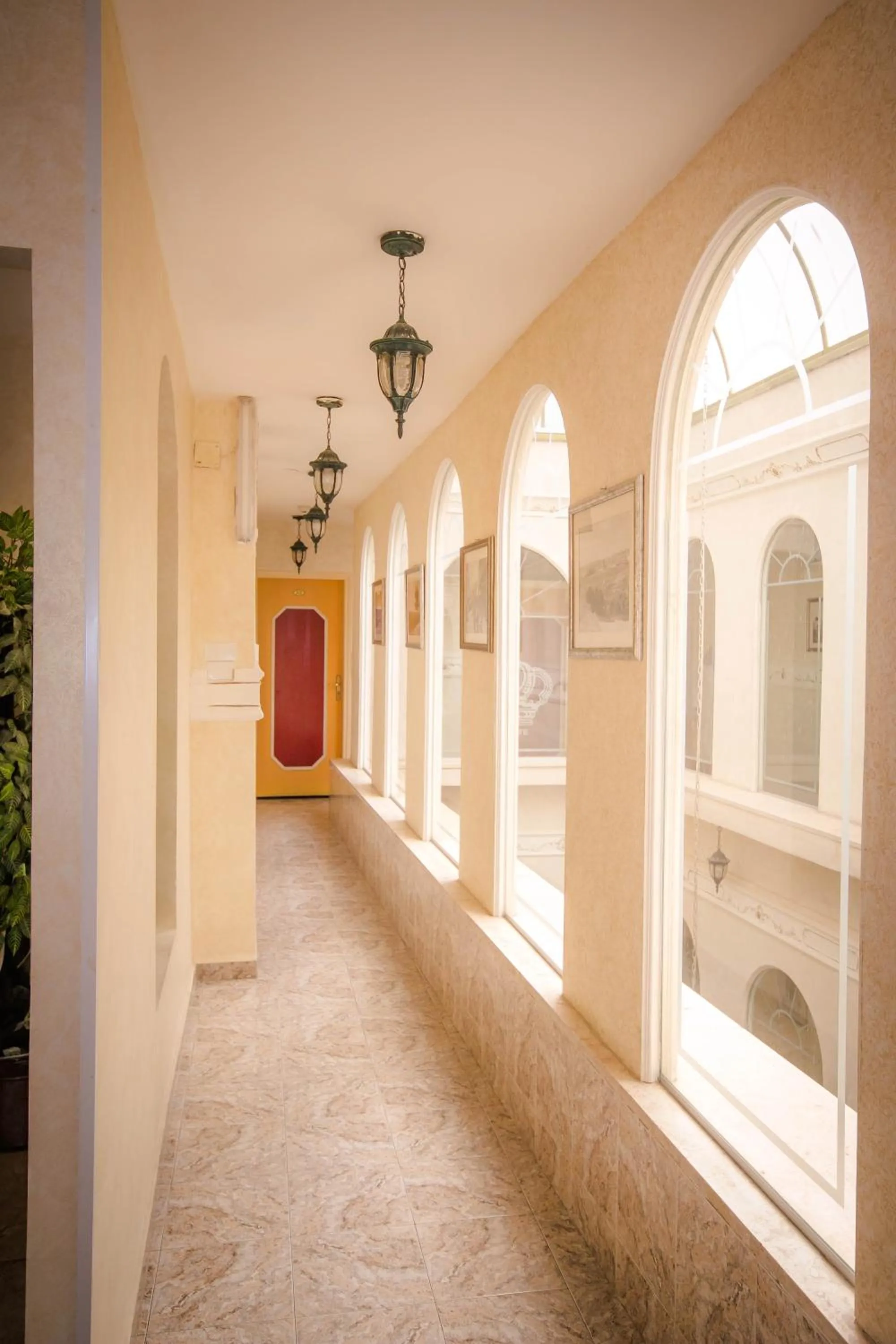 Day in Hashimi Hotel Old City Jerusalem