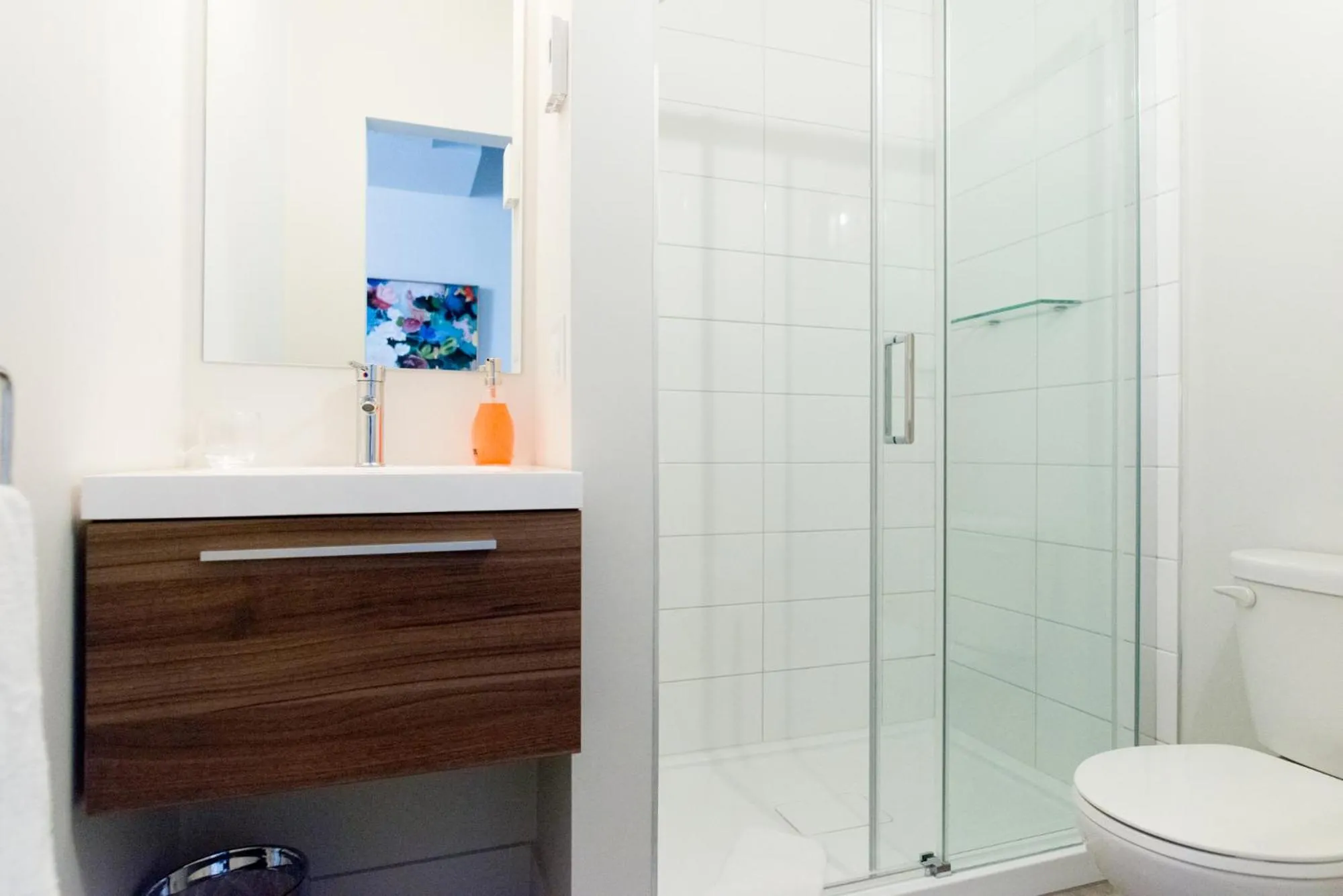 Shower in Le Central