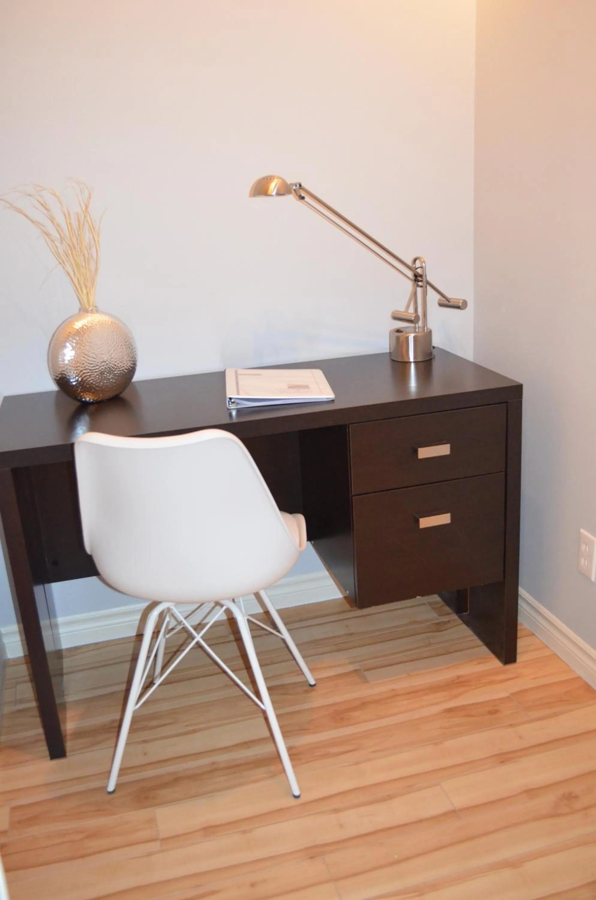 hair dresser in Le Citadin