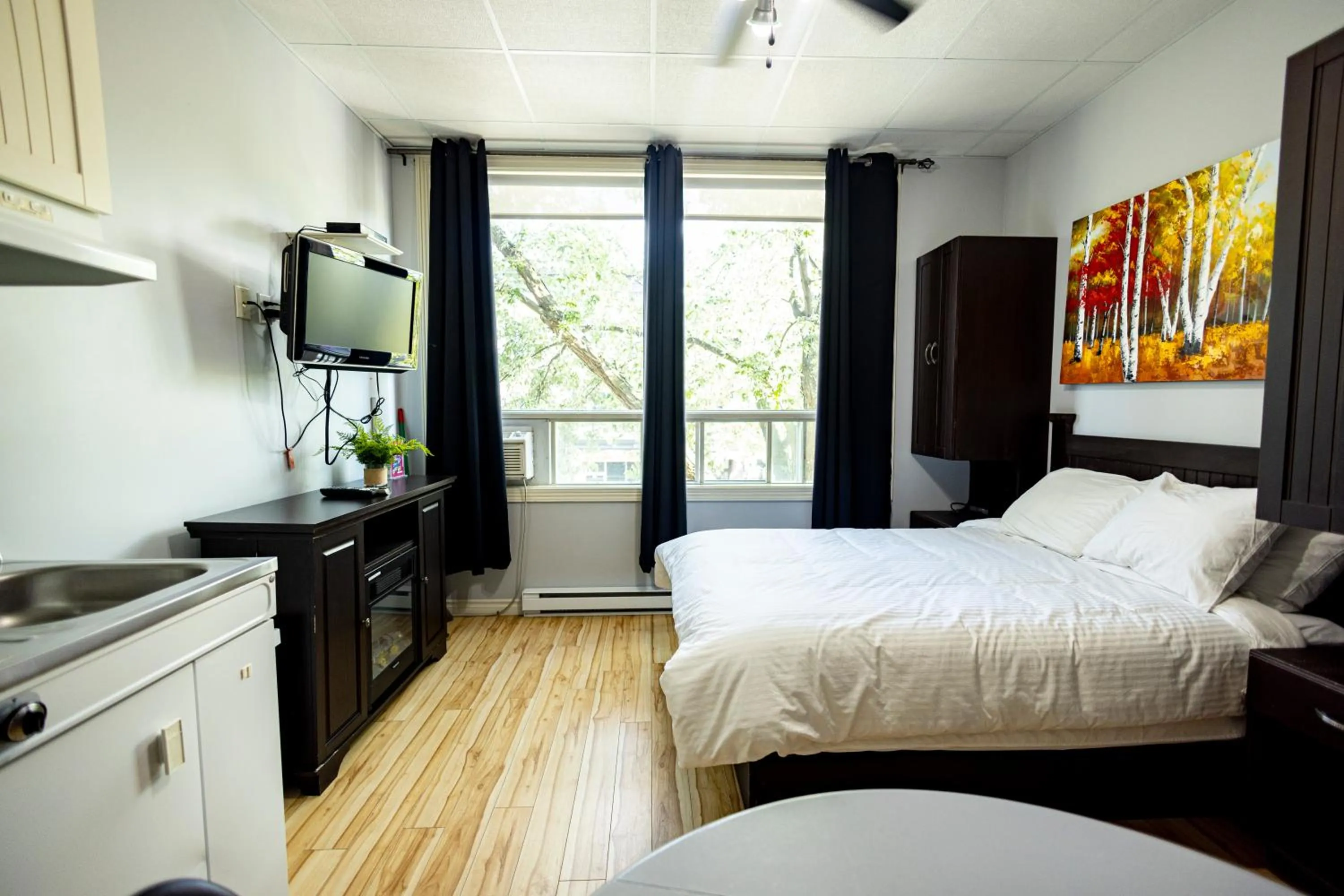 Photo of the whole room, Bed in Le Citadin