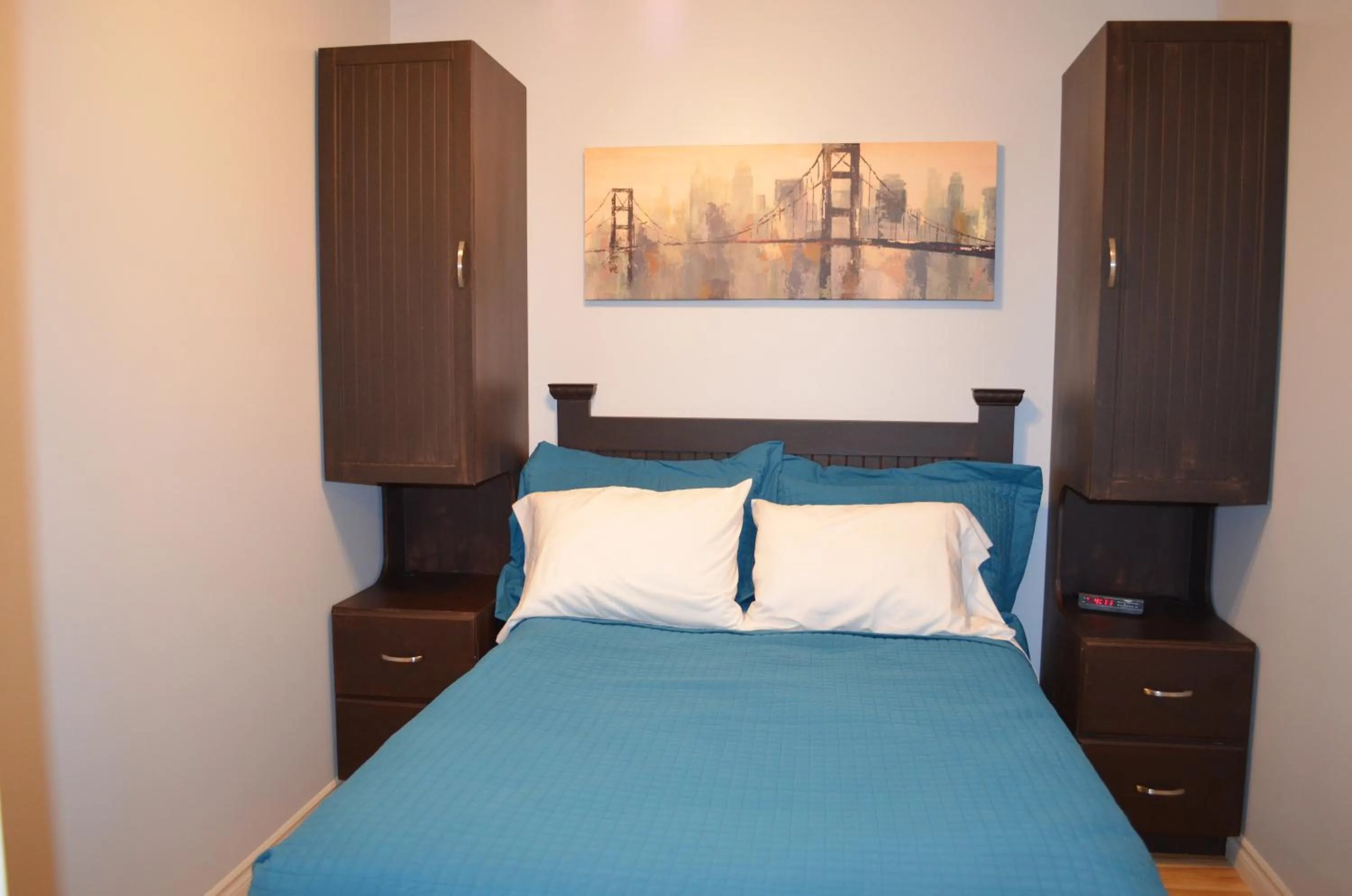 Bedroom, Bed in Le Citadin