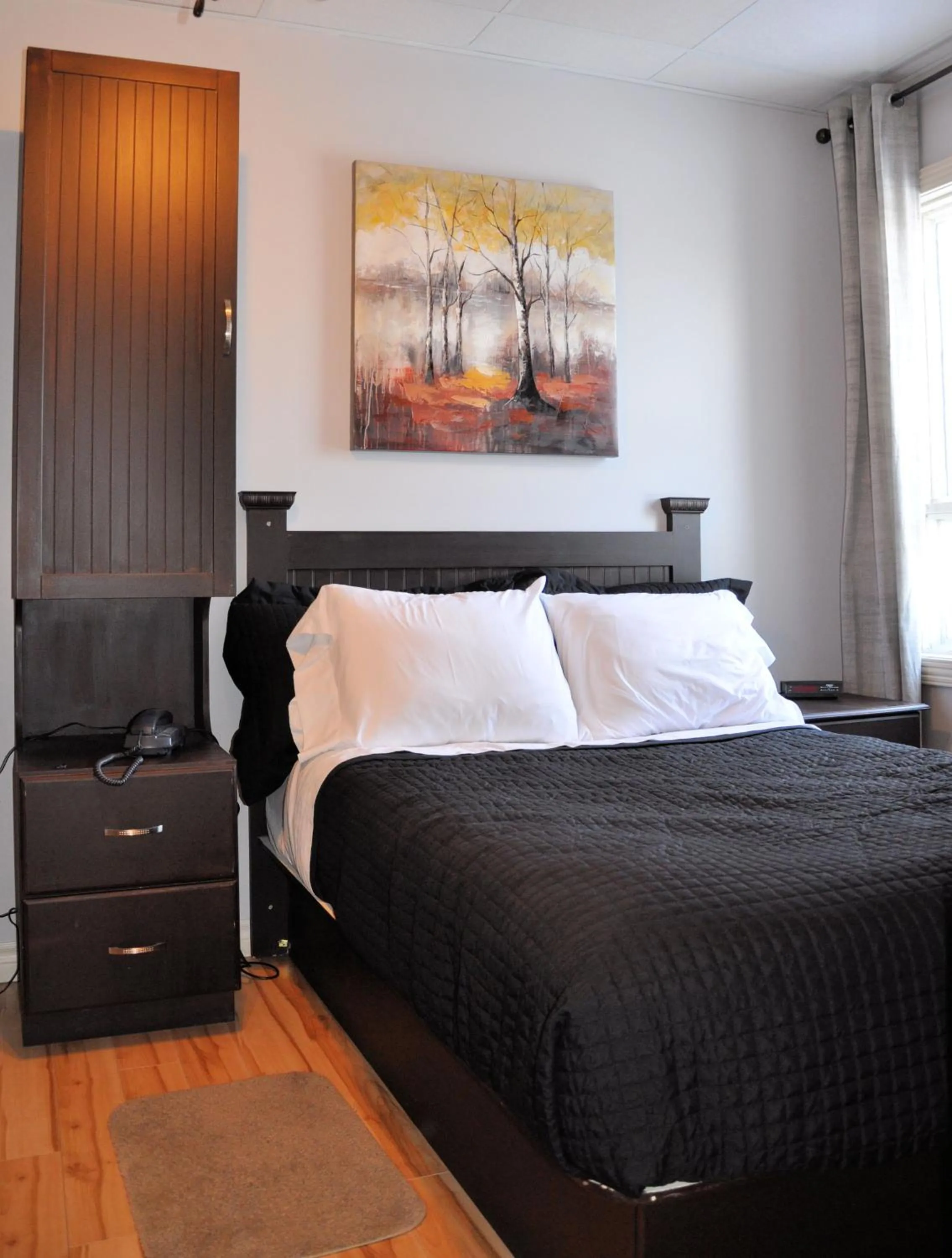 Bedroom, Bed in Le Citadin