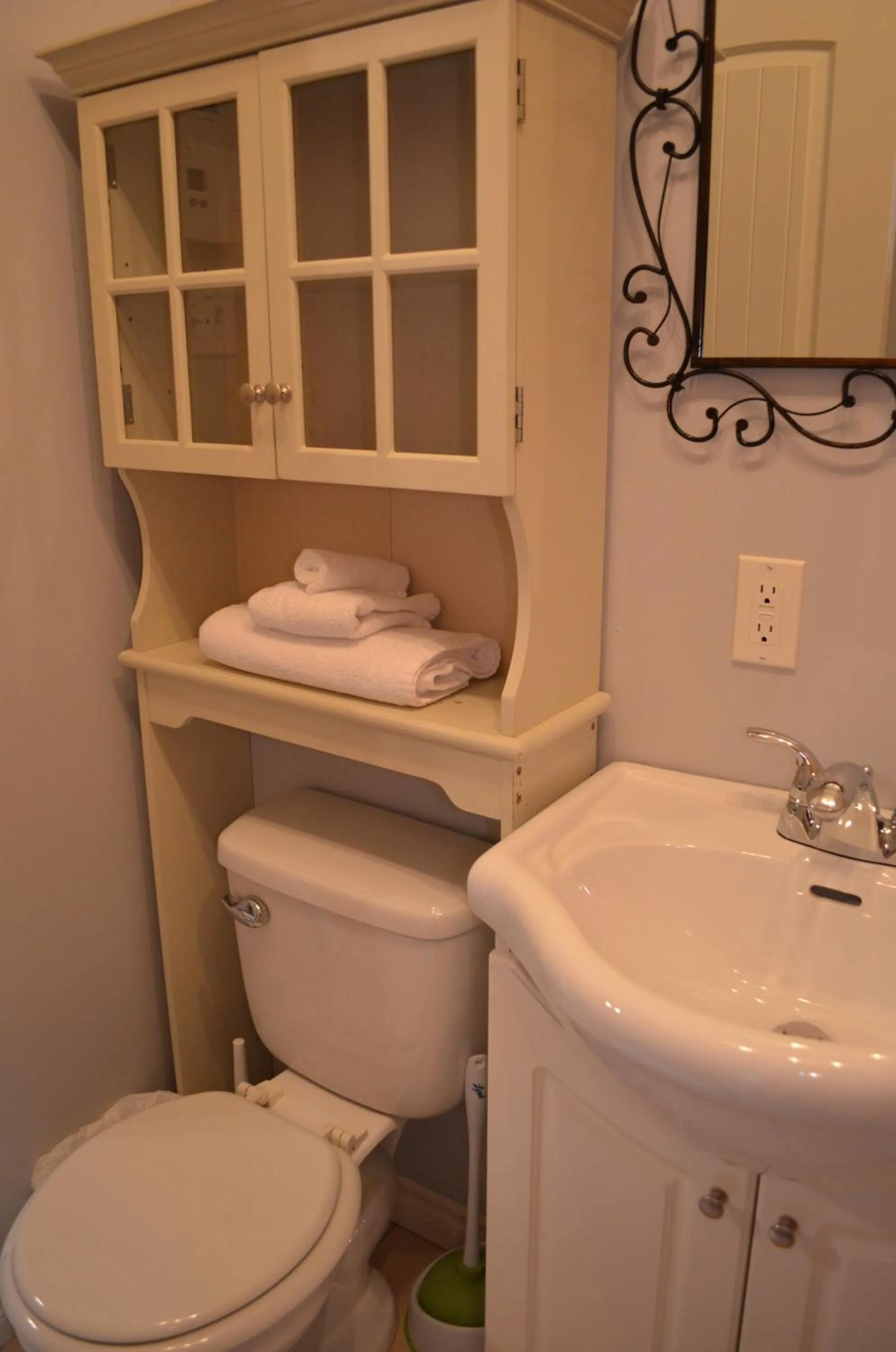 Toilet in Le Citadin