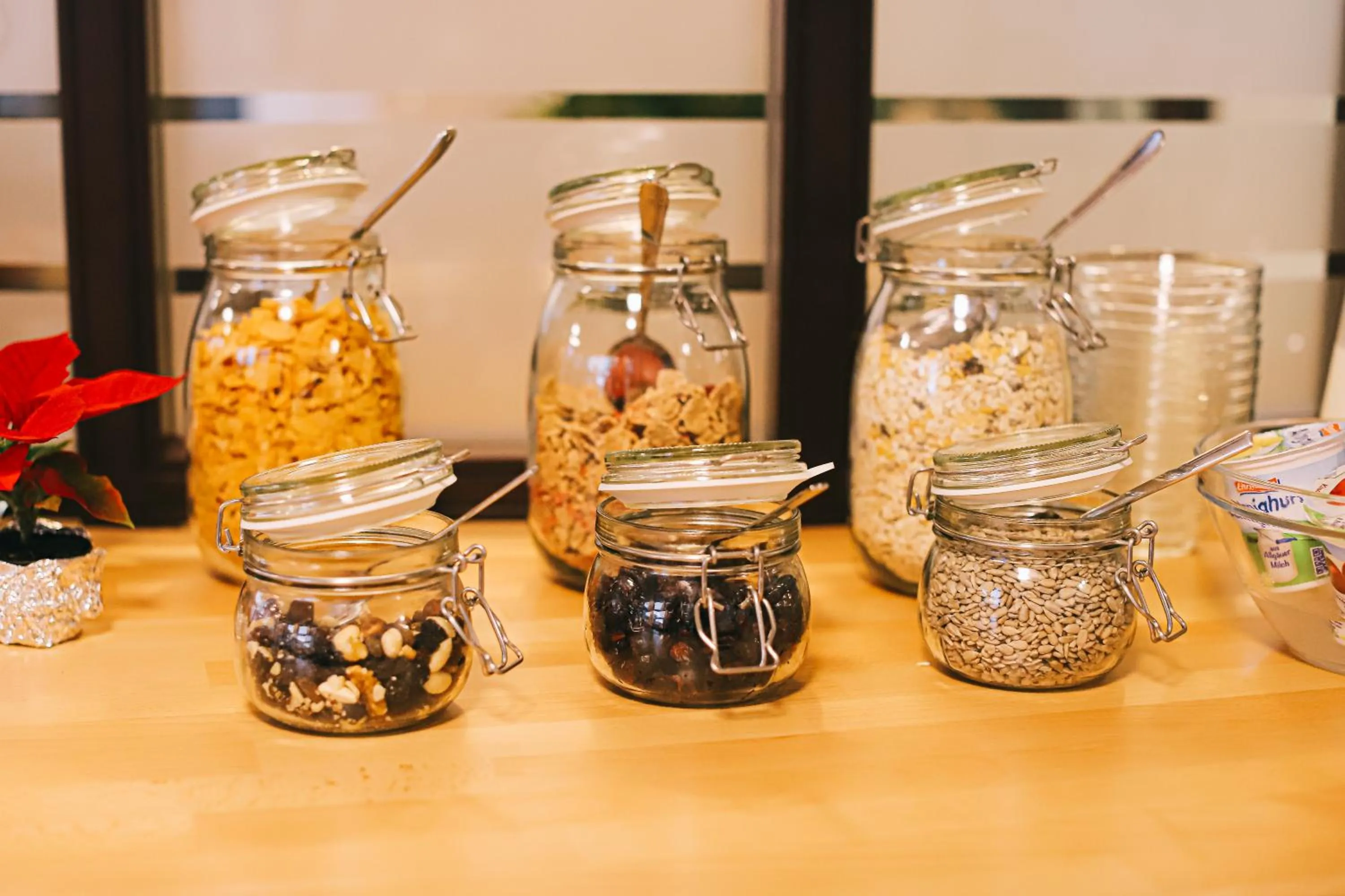 Breakfast in Hotel Garni am Olgaeck