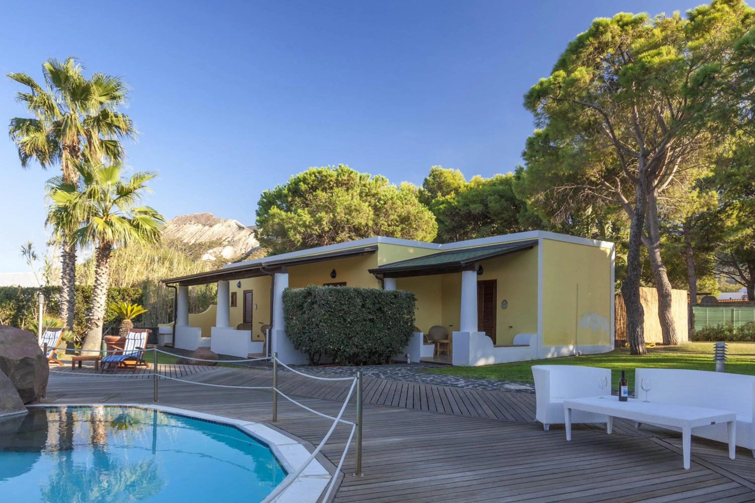 Facade/entrance in Hotel Orsa Maggiore