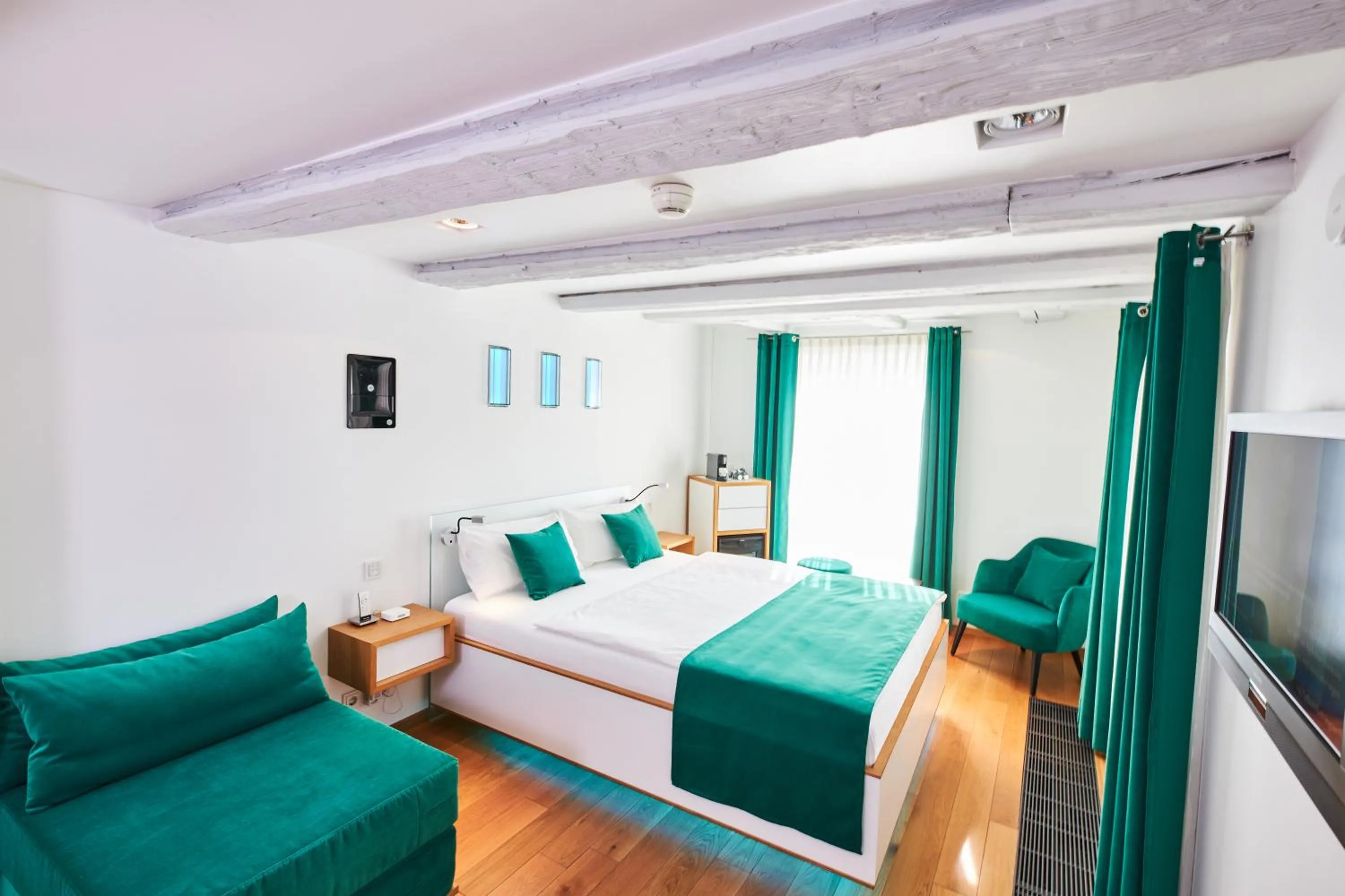 Bed in Hotel Max am See