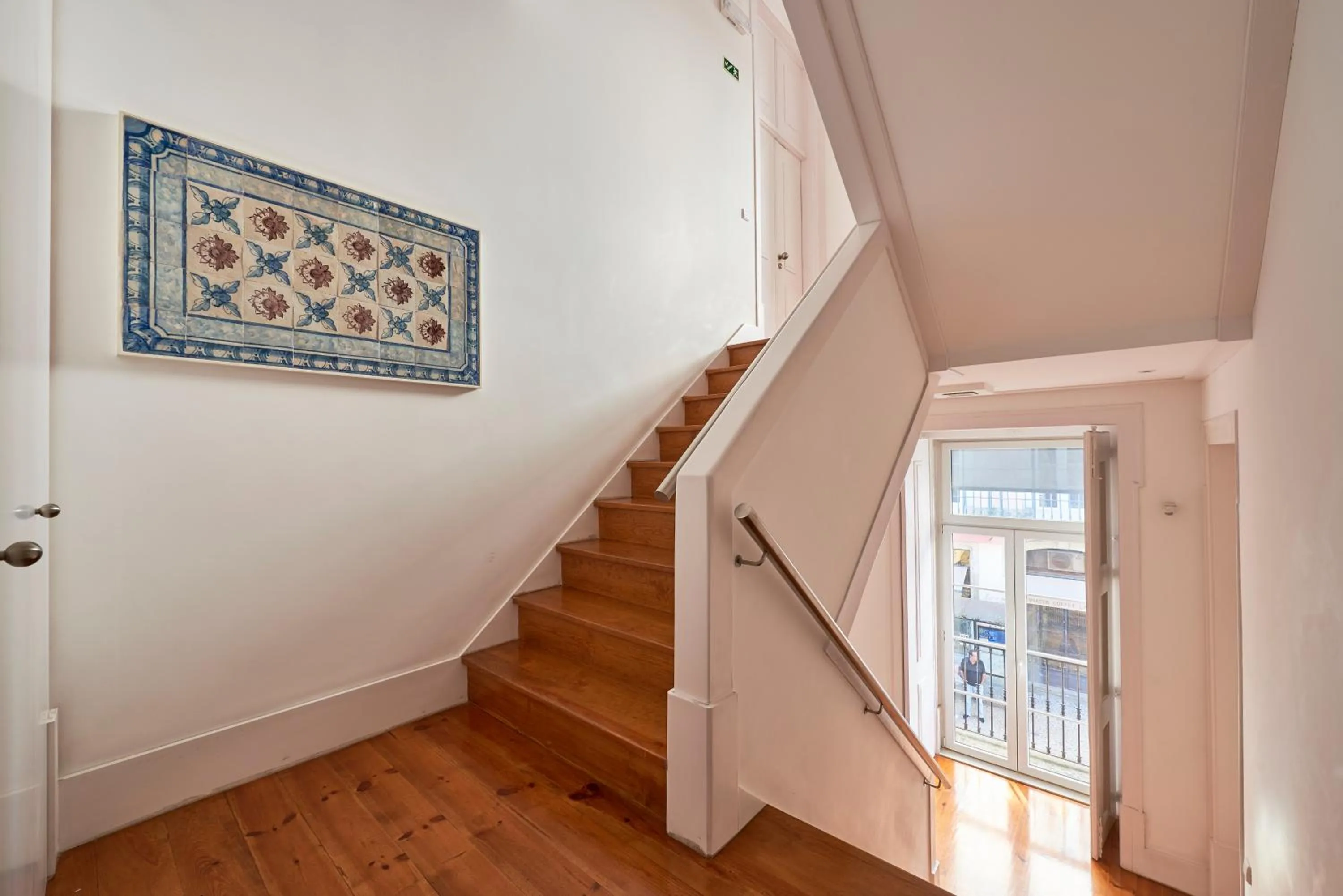 Facade/entrance in Lisbon Five Stars Apartments São Paulo 55