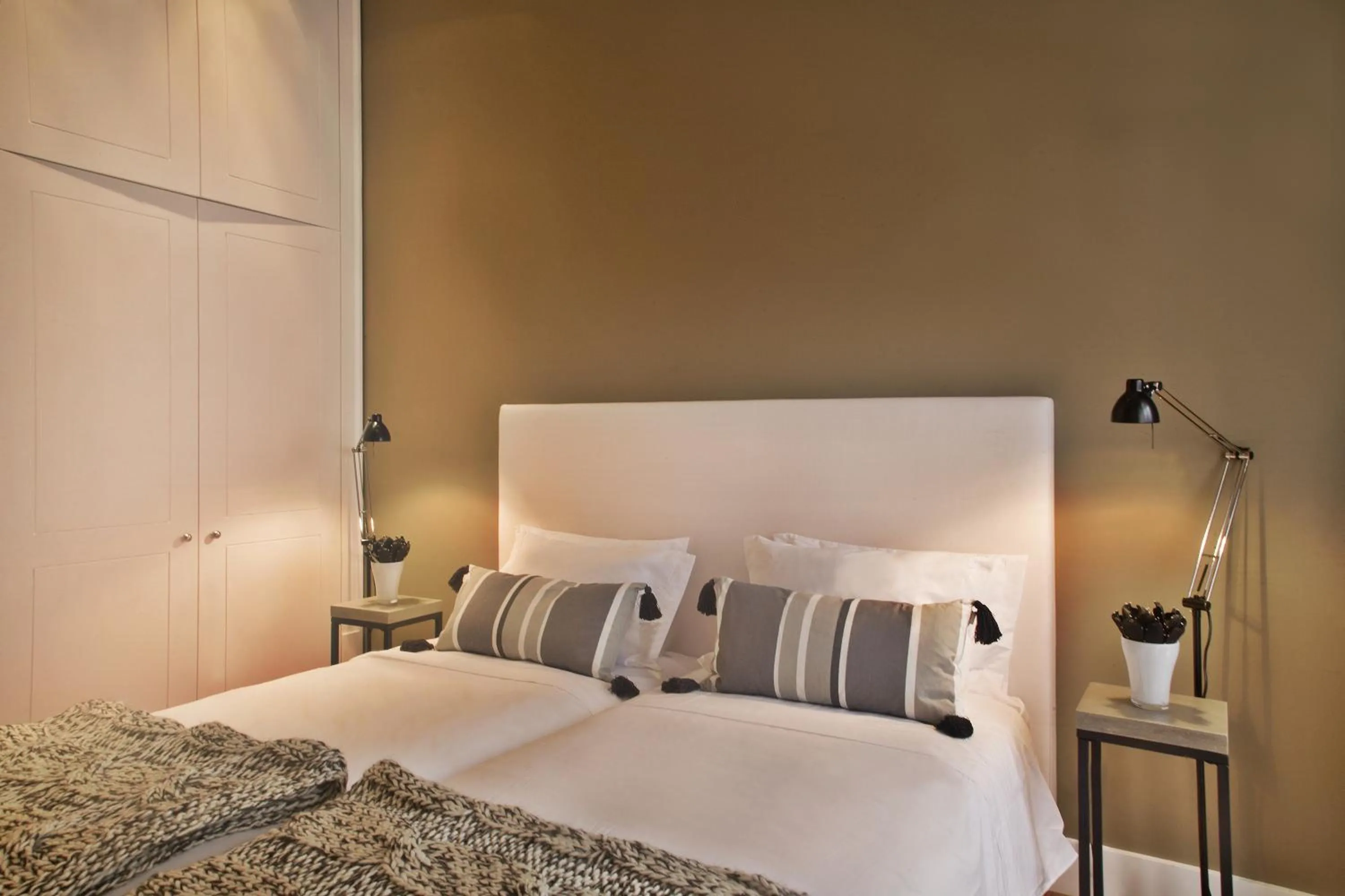 Bedroom, Bed in Lisbon Five Stars Apartments São Paulo 55